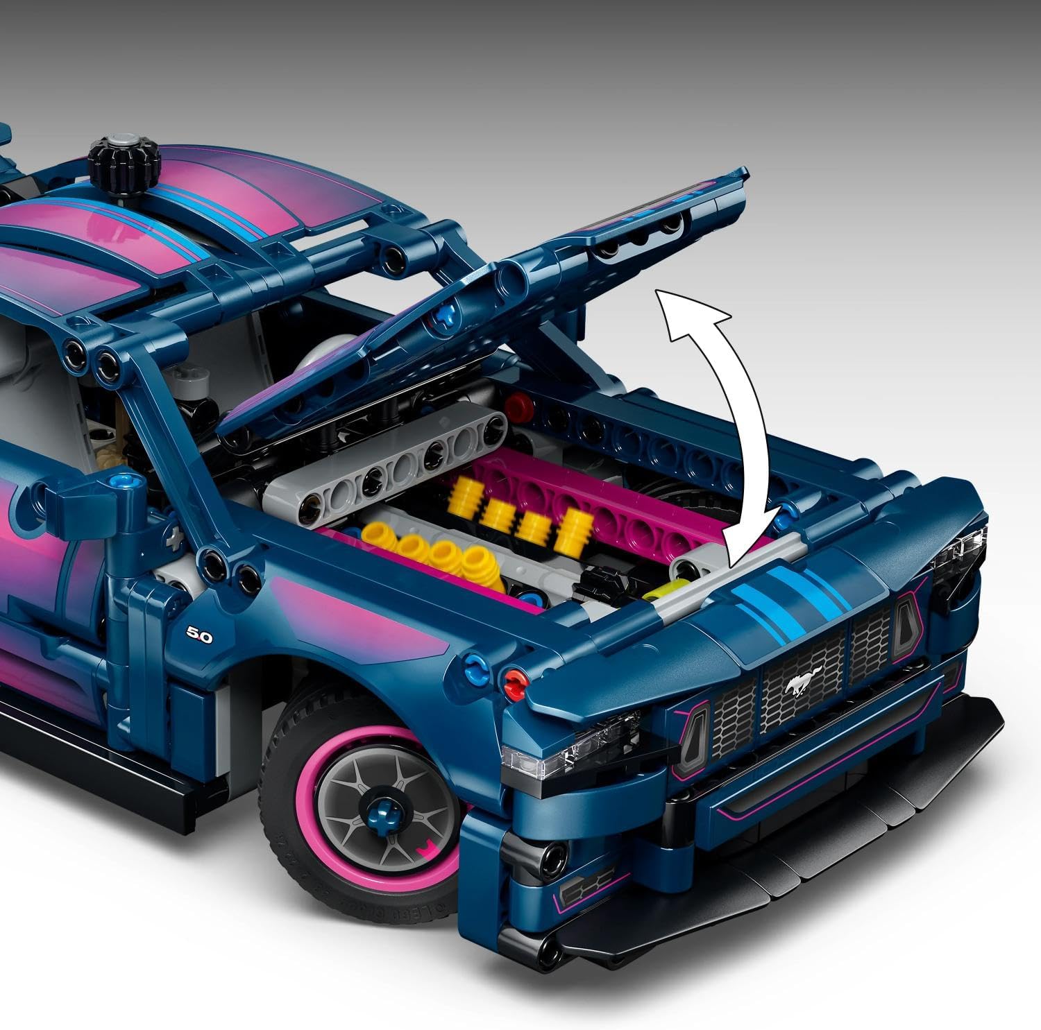 Detalle de LEGO Technic 42236 Custom Garage Ford Mustang GT car, 973 pieces