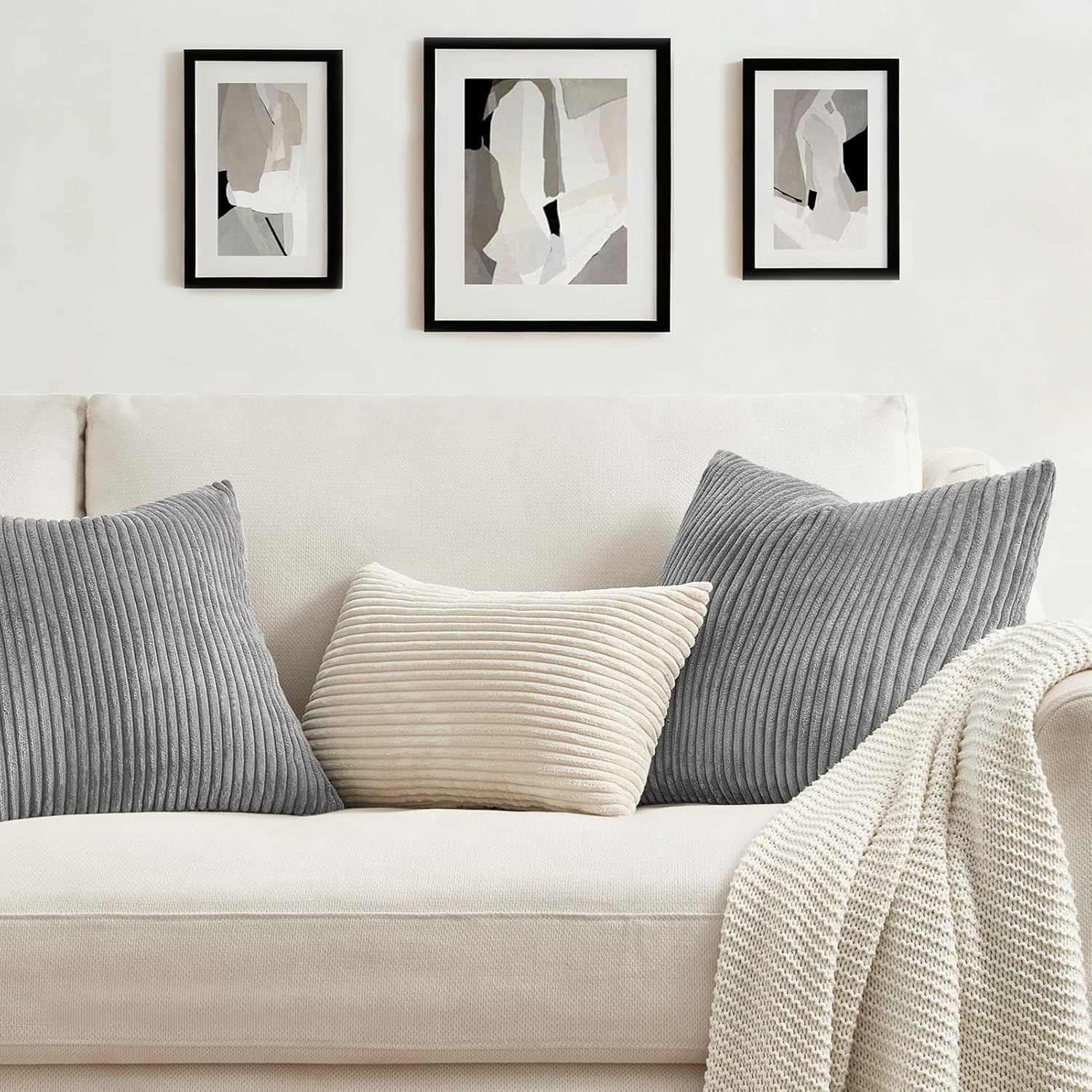 Thumbnail 4 de Topfinel 2er Set Kissenbezug 45x45 grau aus Kordsamt mit gestreiftem Muster