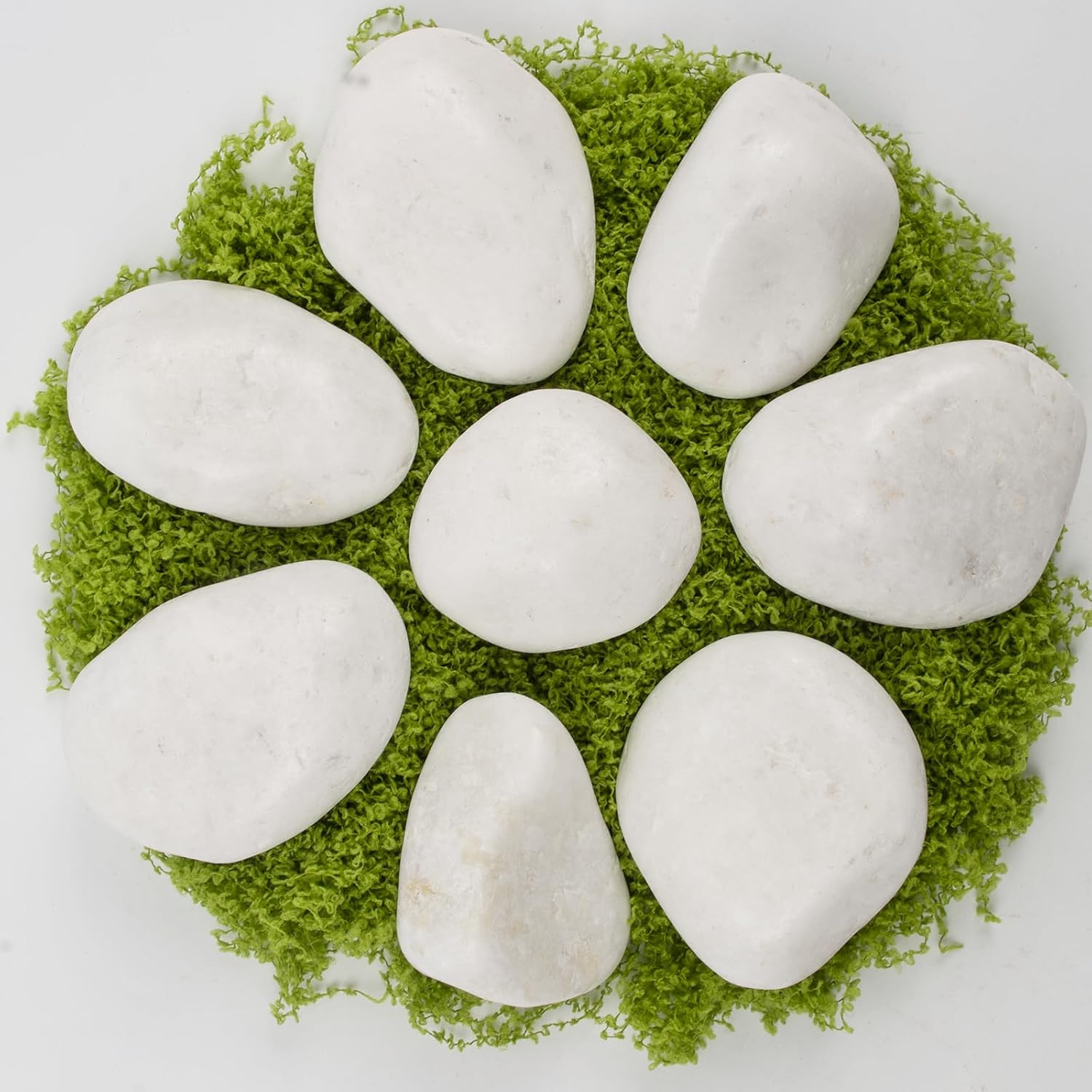 Detalle 2 de LOOIOOJ GM-JP-46 White River Rocks, 10 lb, Polished 2–3 Inch Pebbles