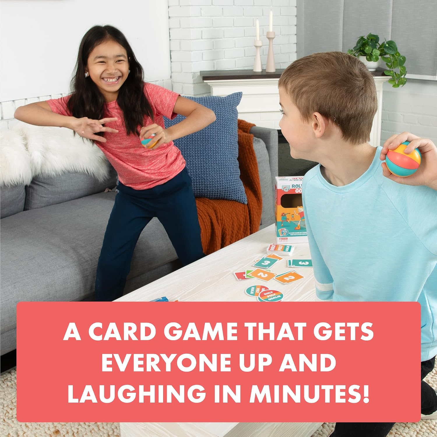Detalle de Exploding Kittens Roly Poly Goalie: Active, Lego-like Card Game for 2–6 Players (Ages 4+, 10 Minutes to Play)
