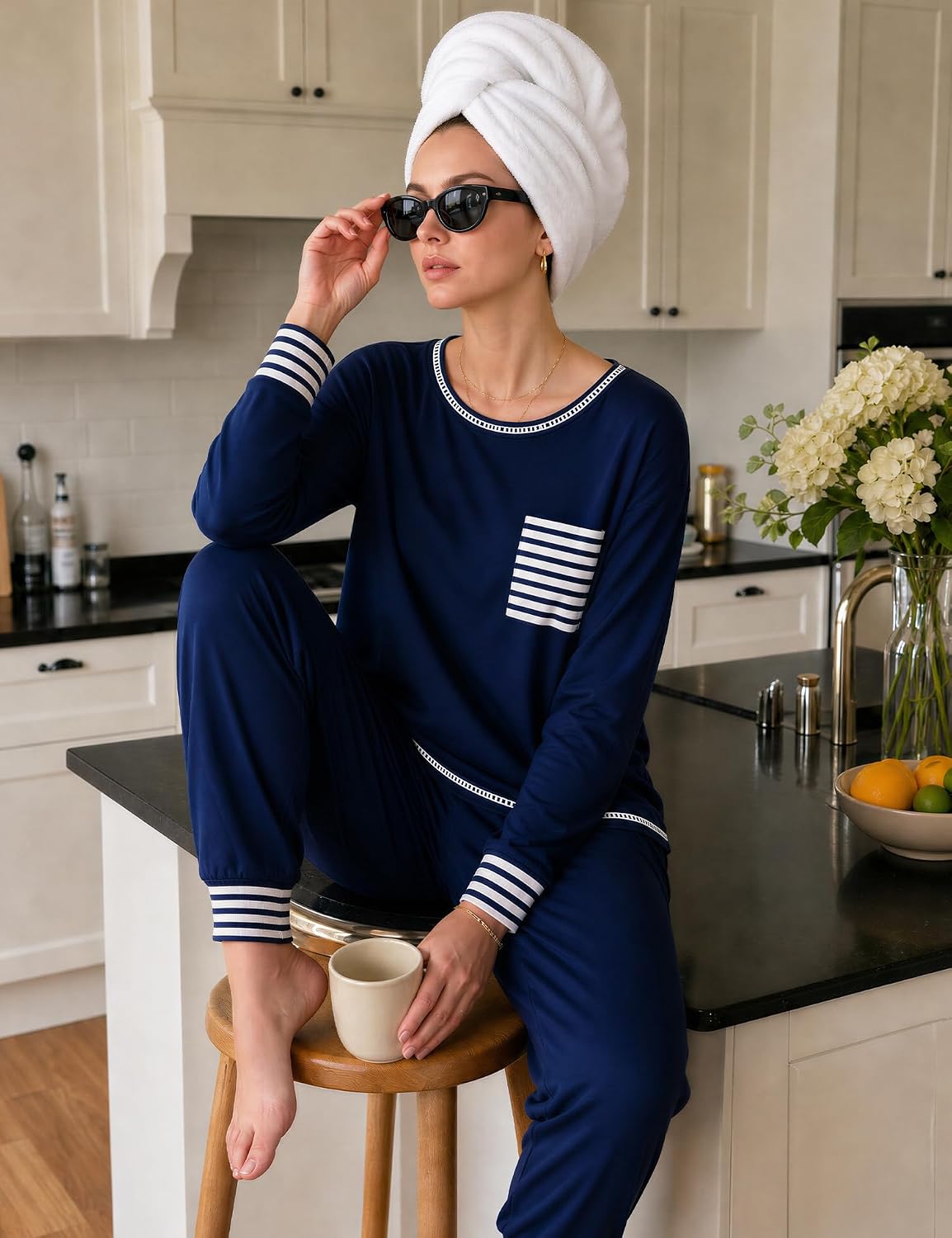 Detalle 2 de SWOMOG Women’s Modal Pajama Set, Long-Sleeve Top and Pants, Lightweight 2-Piece Sleepwear