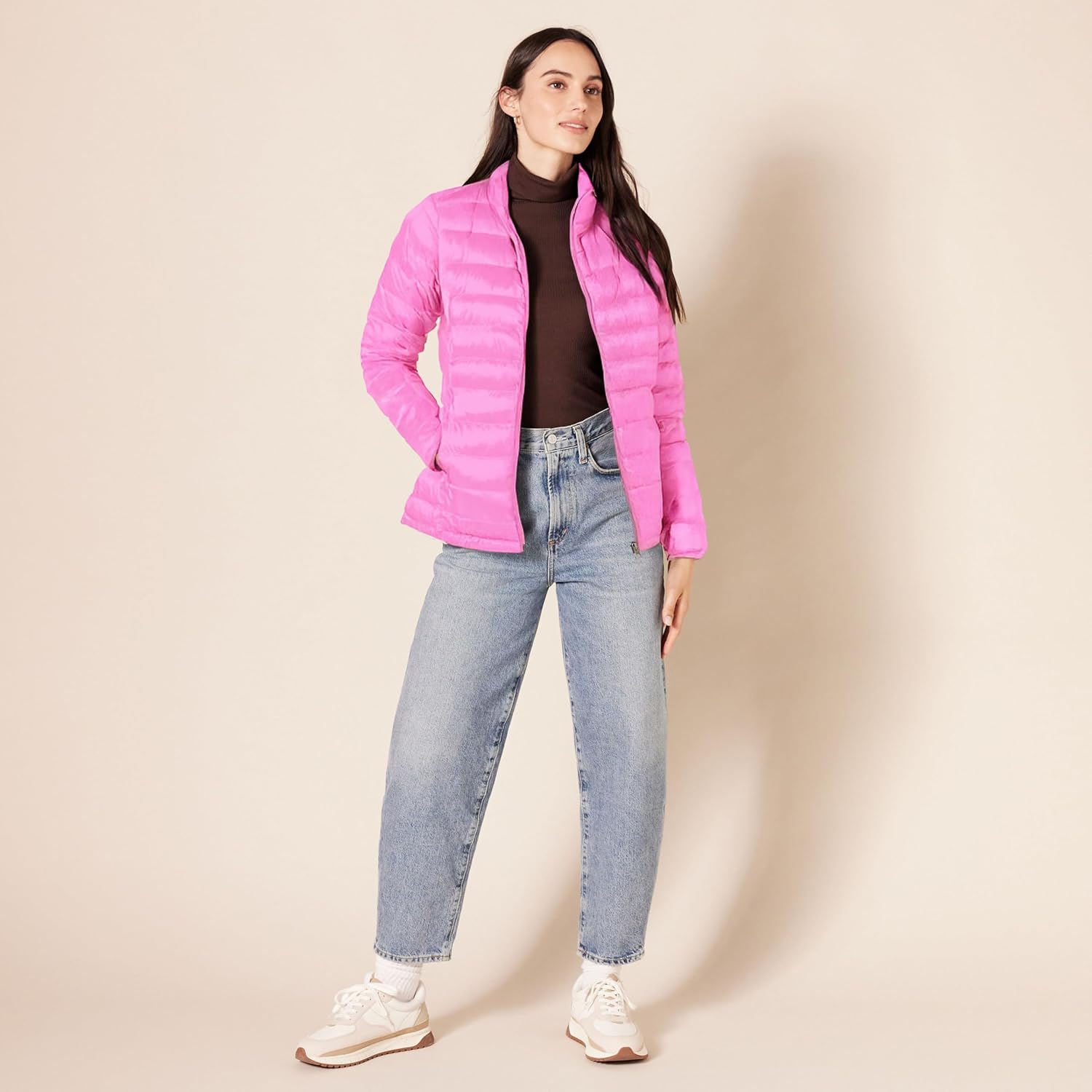 Thumbnail 3 de Amazon Essentials Women's Lightweight Water-Resistant Packable Puffer Jacket (Plus Size)