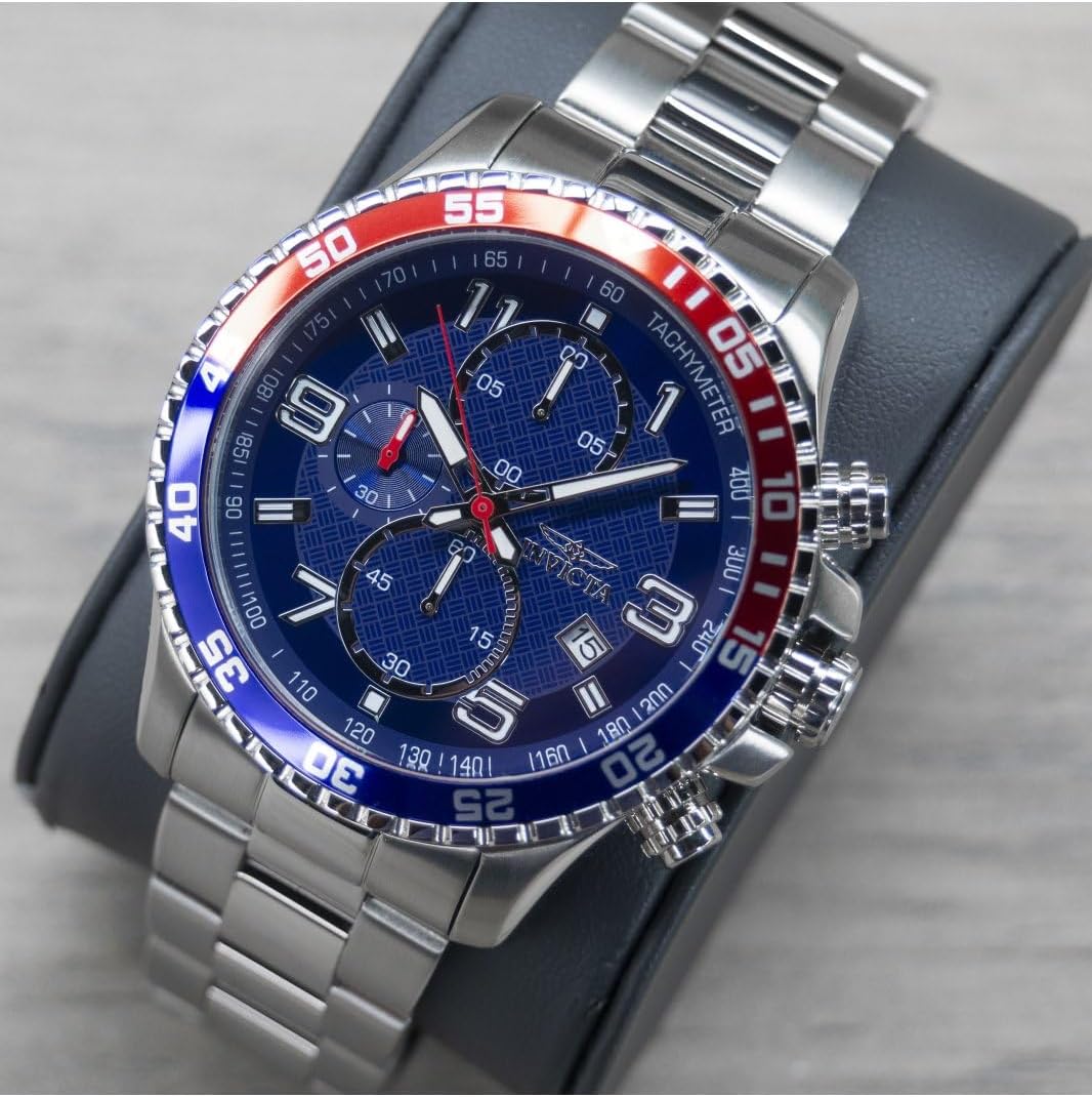 Detalle de Invicta Specialty 34030 da uomo, cassa in acciaio da 45 mm con quadrante blu e movimento al quarzo