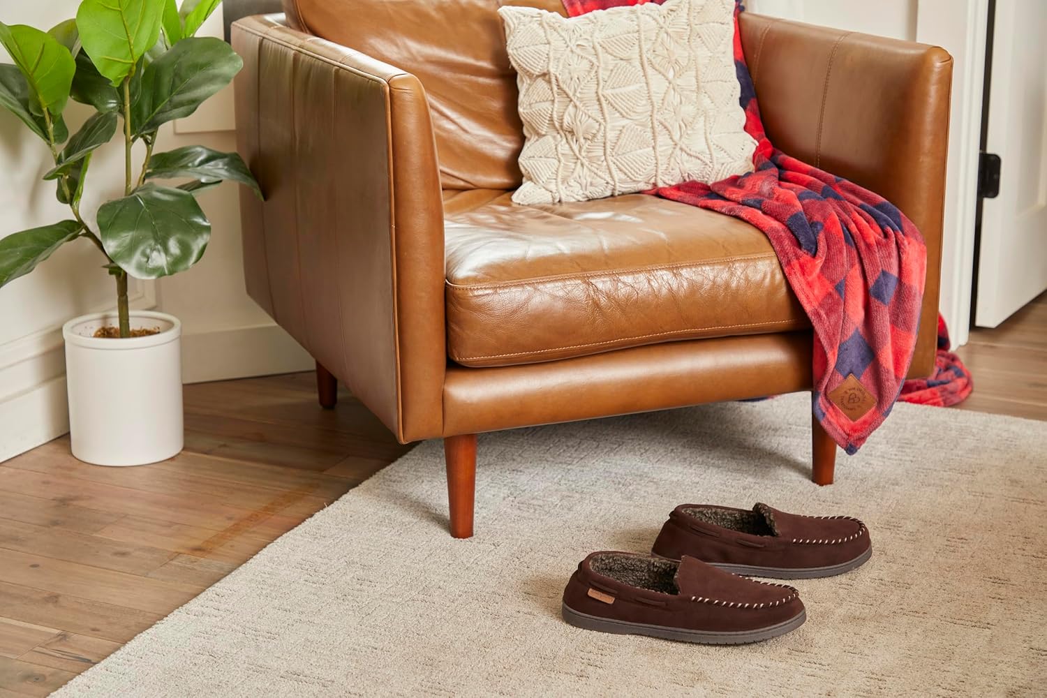 Thumbnail 6 de Dearfoams Men's Moccasin Slippers