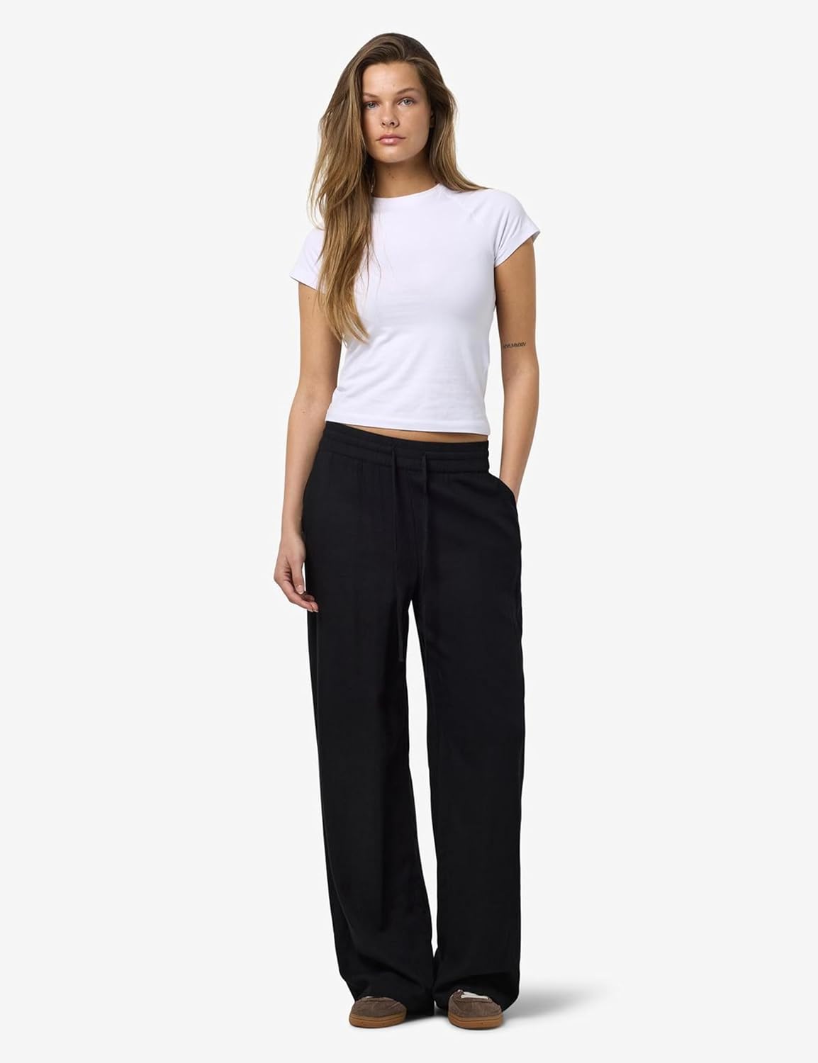 Detalle 2 de Noisy may Weite Relaxed Fit Culotte aus Leinen mit Kordelzug und Taschen – modische Jogging-Optik