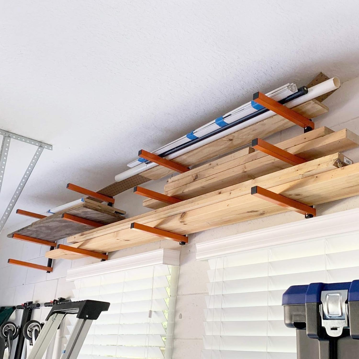 Detalle 2 de Ultrawall 3-Level Wall Mount Wood Organizer & Lumber Storage Metal Rack (4-Pack) for Indoor/Outdoor