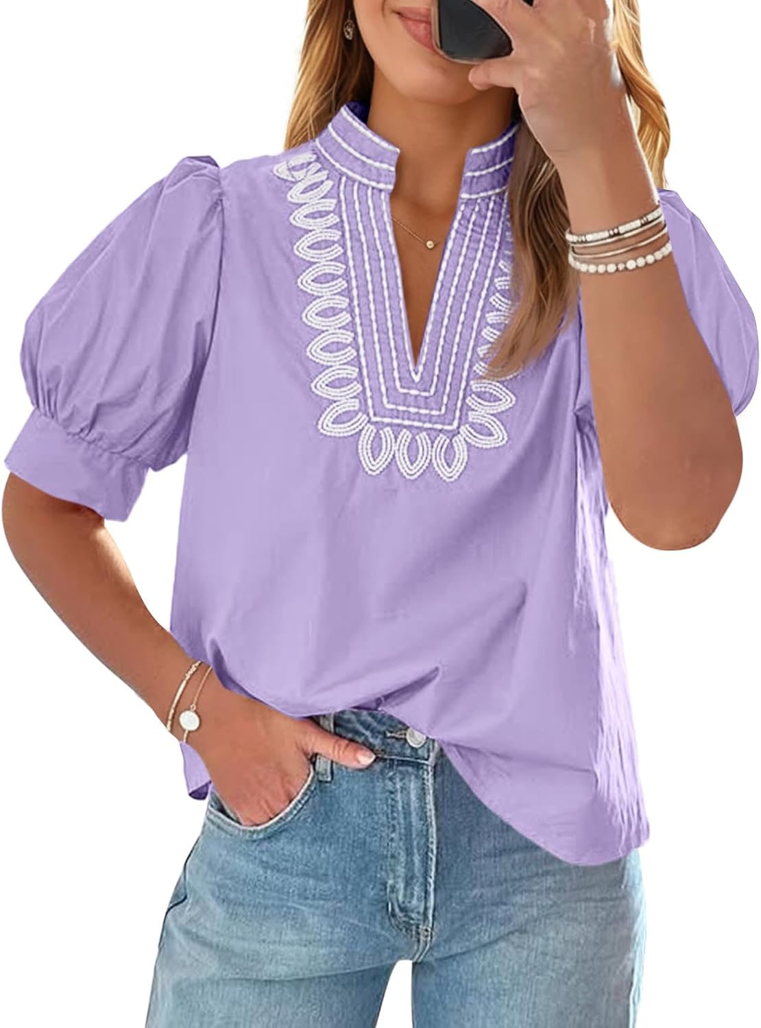 Thumbnail 5 de Cicy Bell Women's Puff Short Sleeve Blouse with Embroidered V-Neck