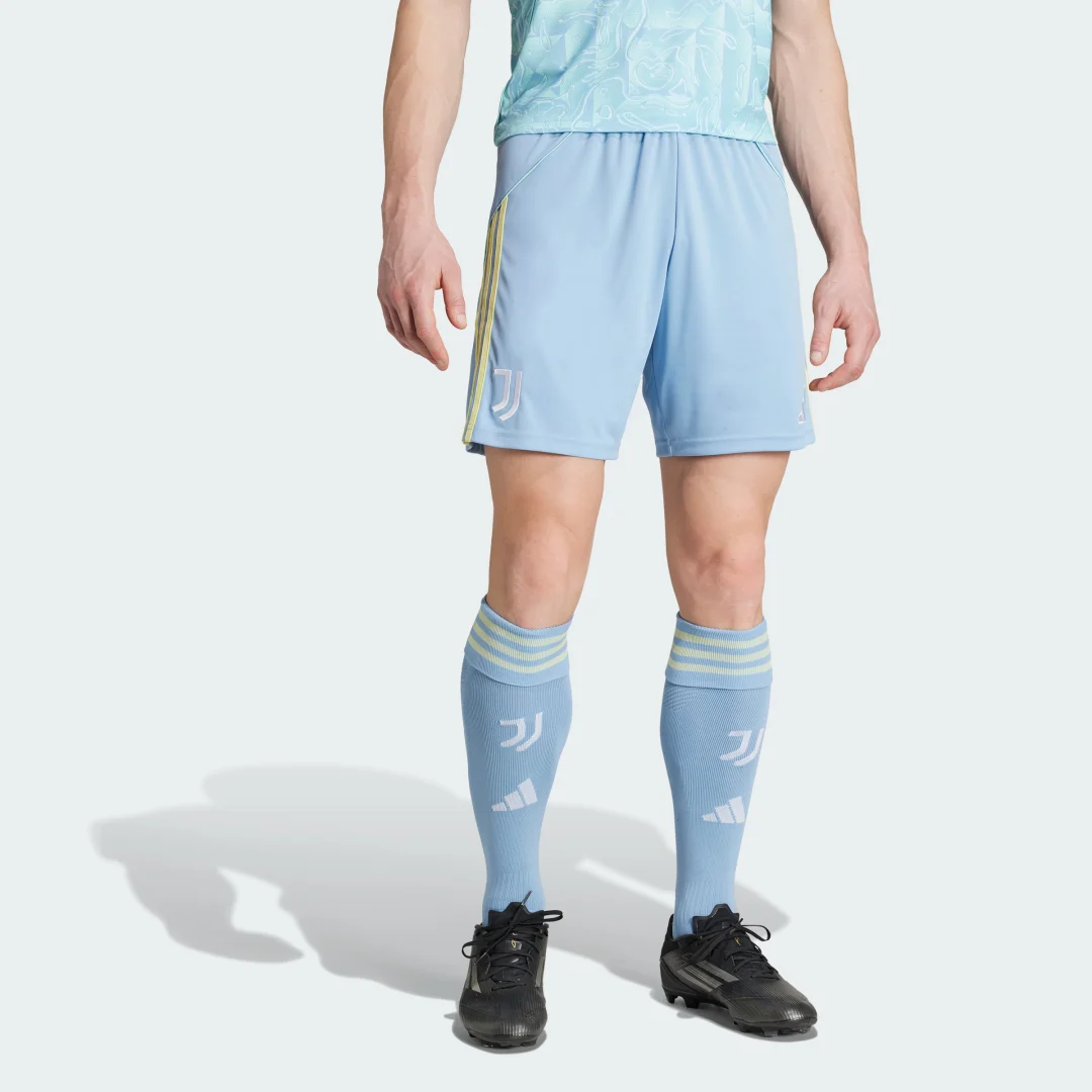 Detalle de Pantalón corto segunda equipación Juventus 25/26 – Adidas