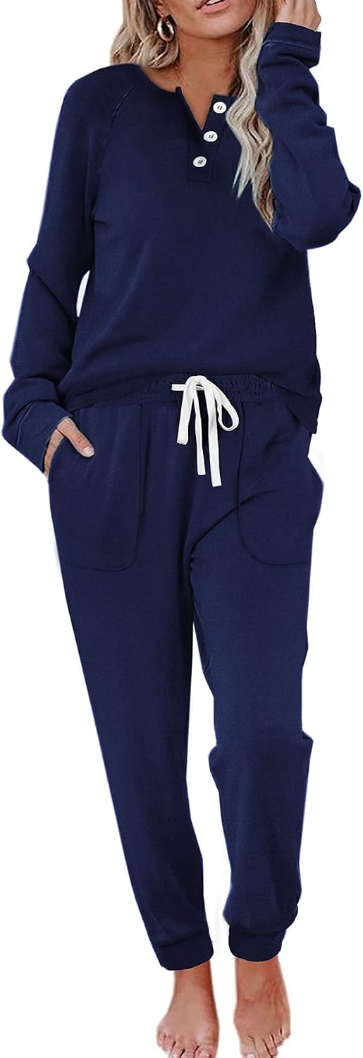 Detalle de WIHOLL Two-Piece Lounge Set for Women (Button-Down Sweatshirt & Drawstring Sweatpants)