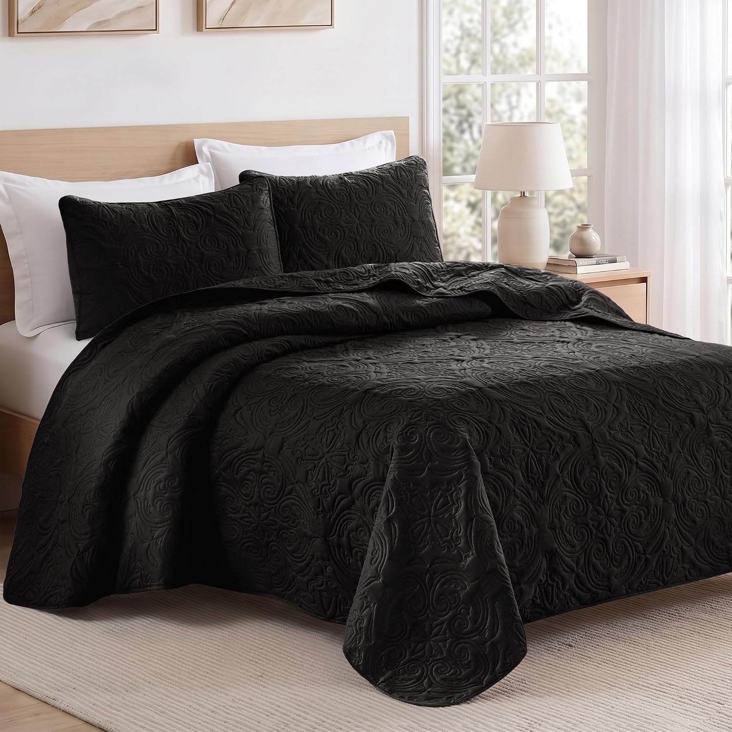 Detalle 2 de Exclusivo Mezcla QS-YP-CBK California King Quilt Set, Black Damask Microfiber