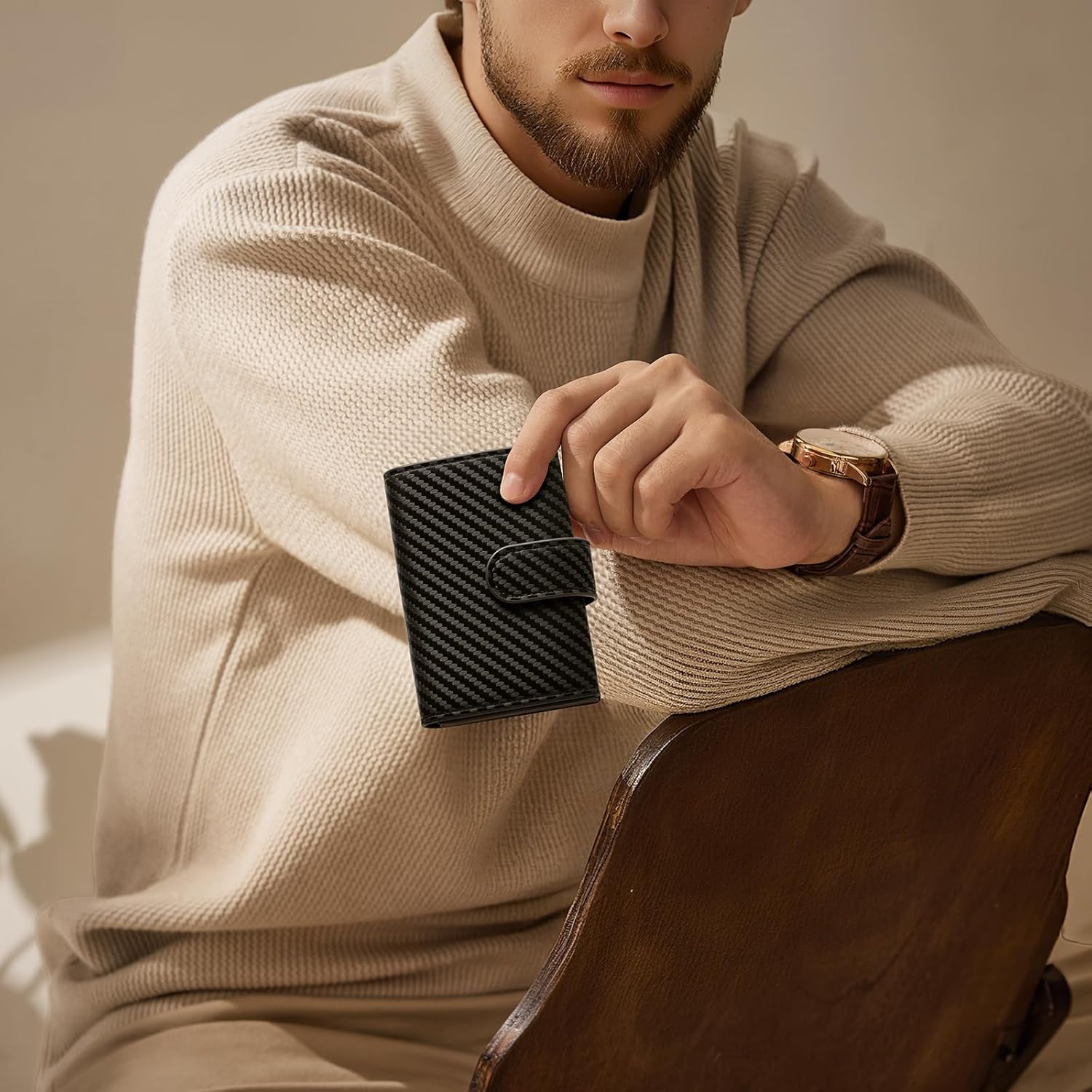 Thumbnail 5 de YESIIW Slim RFID Pop-Up Wallet for Men (Carbon Fibre) with Coin Pocket & ID Window