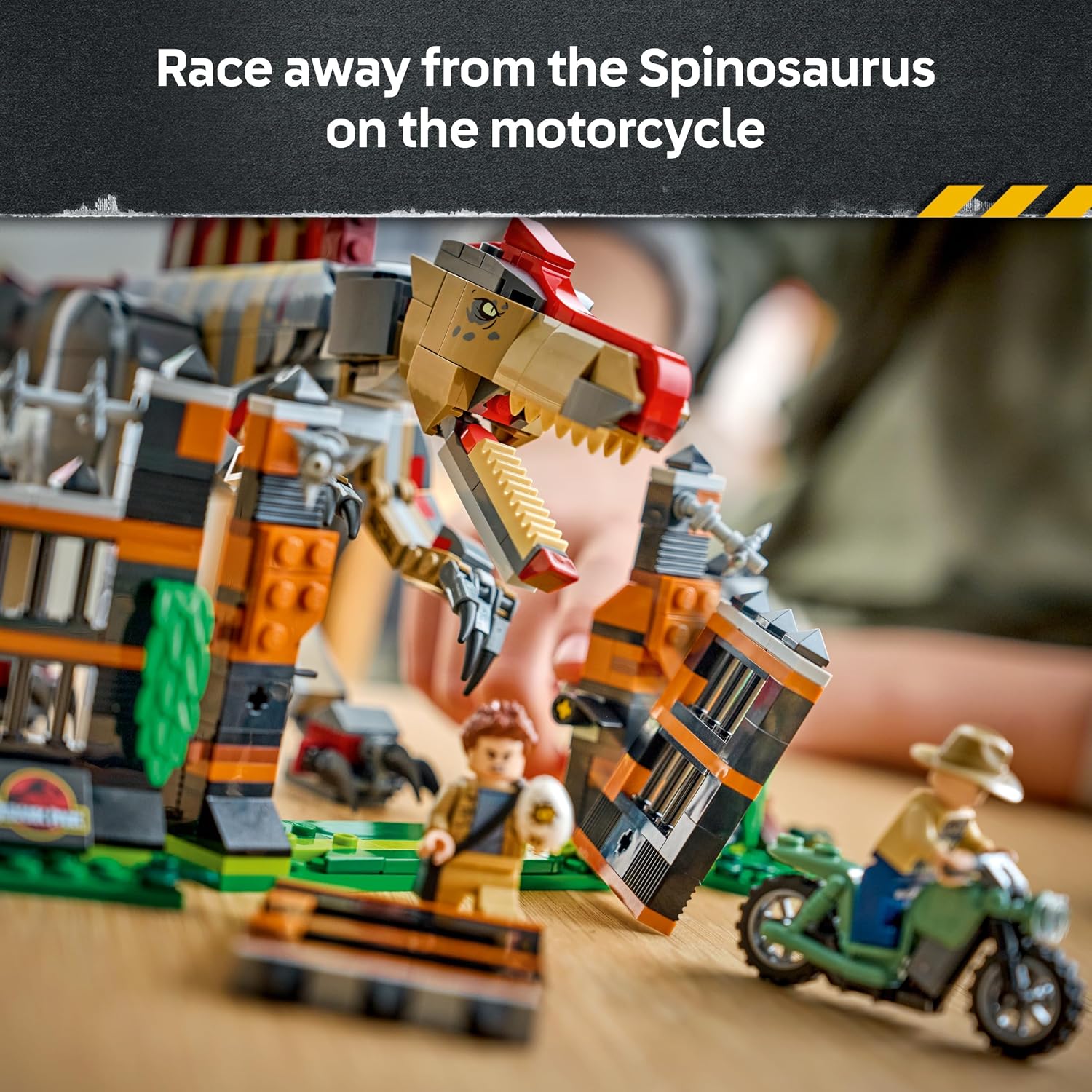 Thumbnail 5 de LEGO Jurassic World 77982 Spinosaurus Dinosaur Escape set, 820 pieces