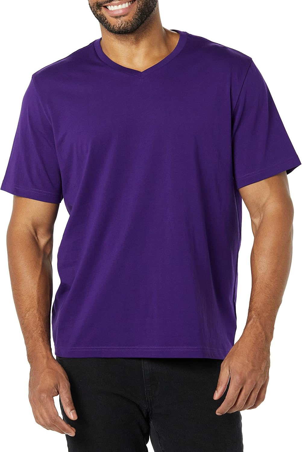 Thumbnail 4 de Amazon Essentials Herren Kurzärmelige T-Shirts mit V-Ausschnitt – Casual-Basic für den Alltag