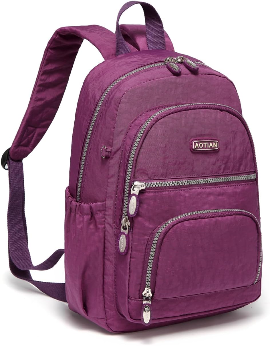 Detalle de AOTIAN Women’s 9L Lightweight Sturdy Nylon Handy Backpack in Purple