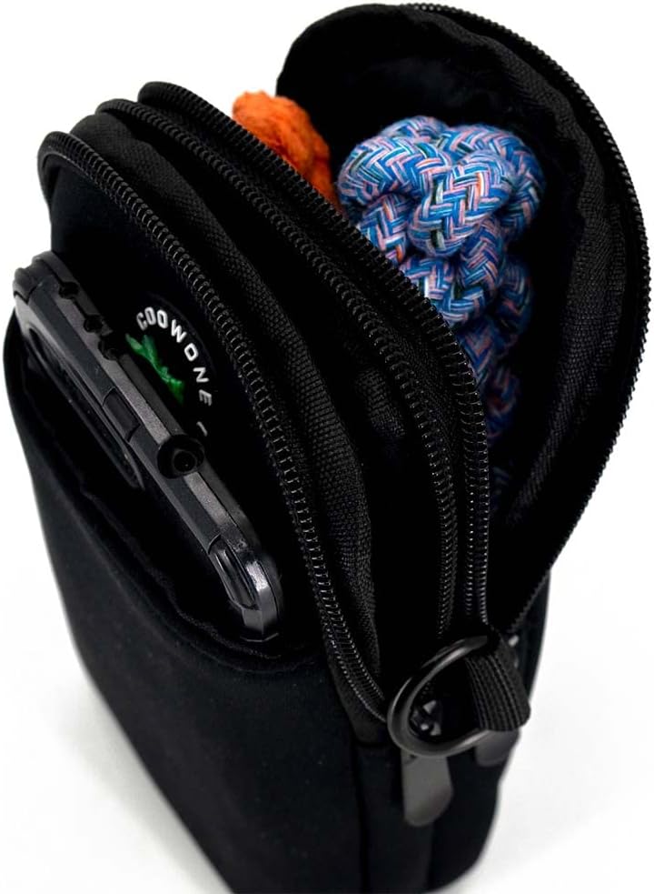 Detalle 2 de COOWONE Waterproof Dog Walking Bag 19 x 13 x 2 cm
