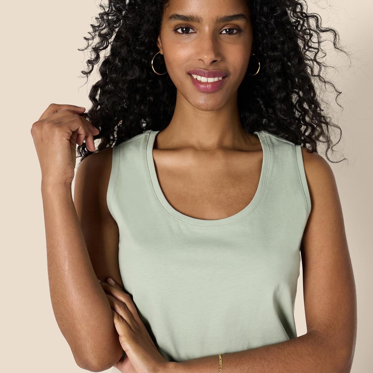 Thumbnail 3 de Amazon Essentials Women’s Regular-Fit 100% Cotton Sleeveless Tank Top