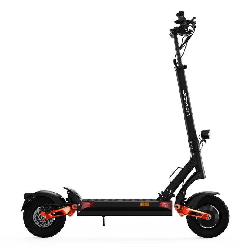 Detalle de Joyor T-PRO 500W×2: patinete eléctrico potente para largas rutas y terrenos variados