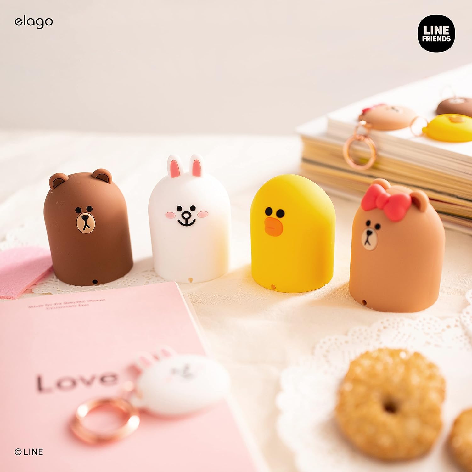 Thumbnail 5 de elago Line Friends Support chargeur W2 pour Apple Watch Ultra3 49mm