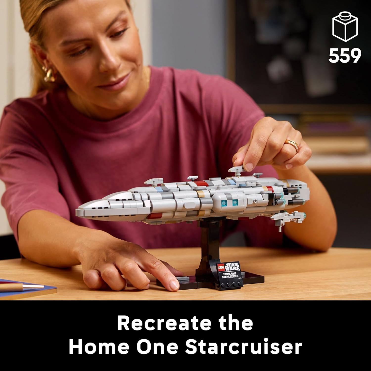 Thumbnail 1 de LEGO Star Wars 75405 Home One Starcruiser Building Set for Adults