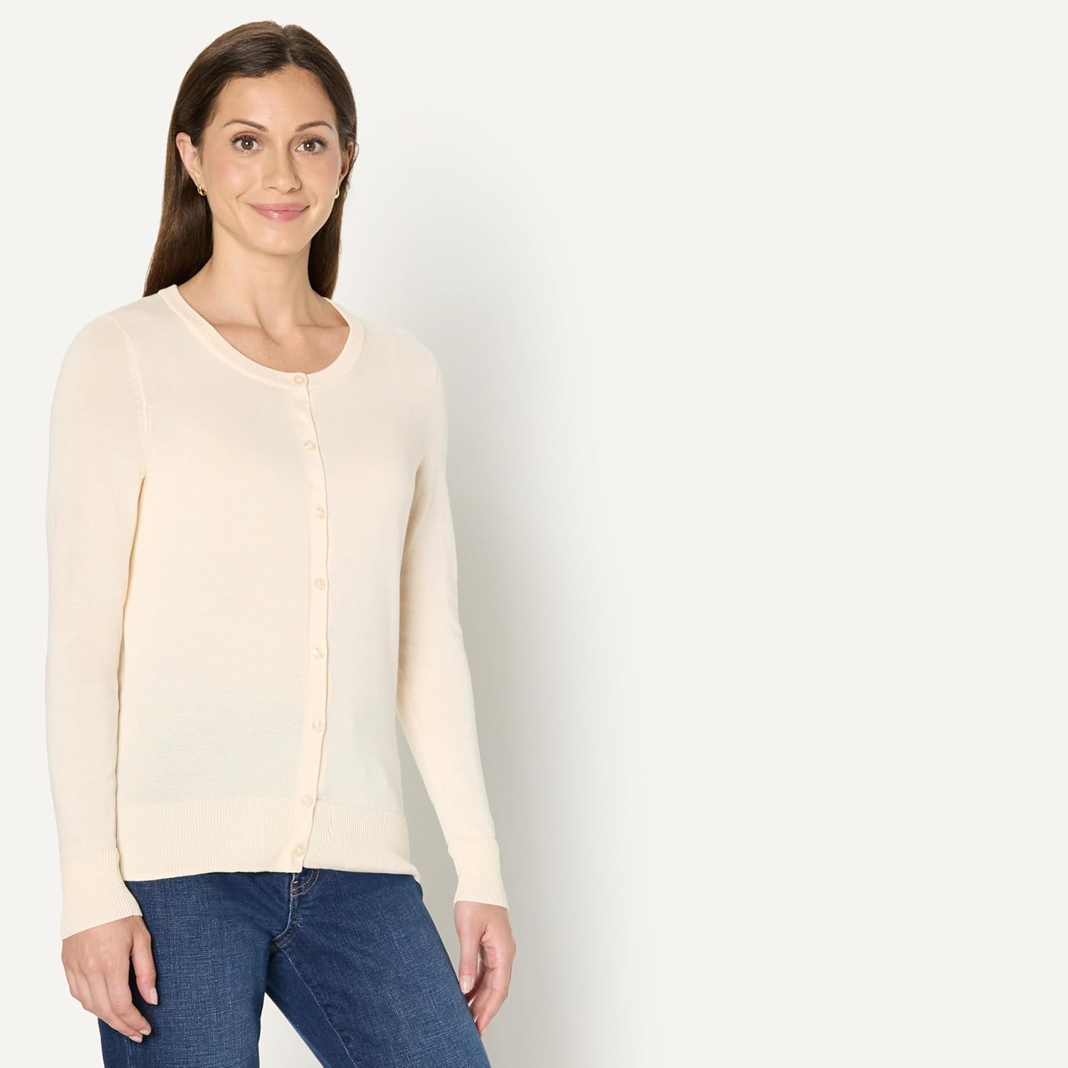 Thumbnail 2 de Amazon Essentials Damen leichte Rundhals-Strickjacke mit Knopfleiste (auch in Übergrößen)