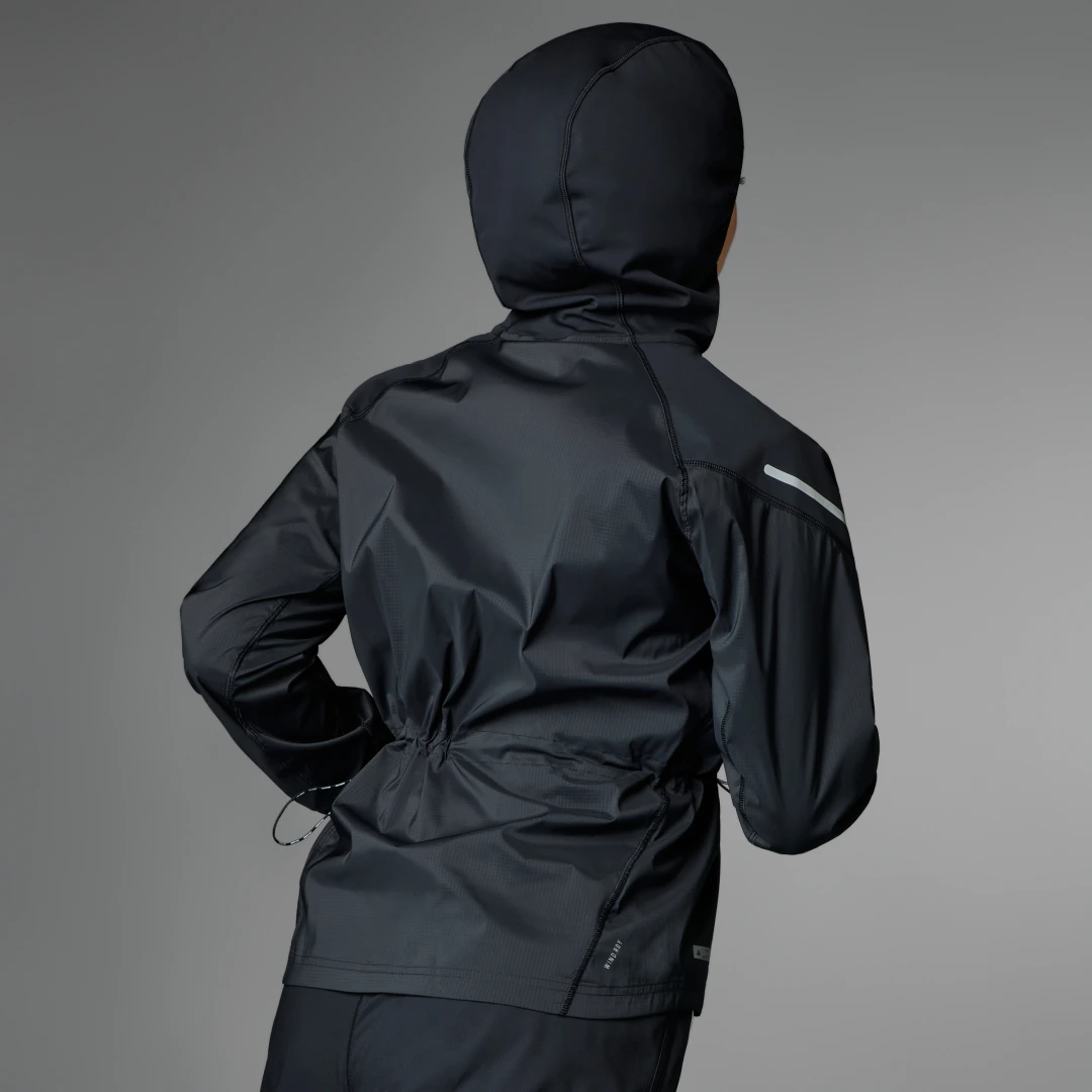 Detalle 2 de Chaqueta Ultimate de Adidas – negro, versátil y para uso diario