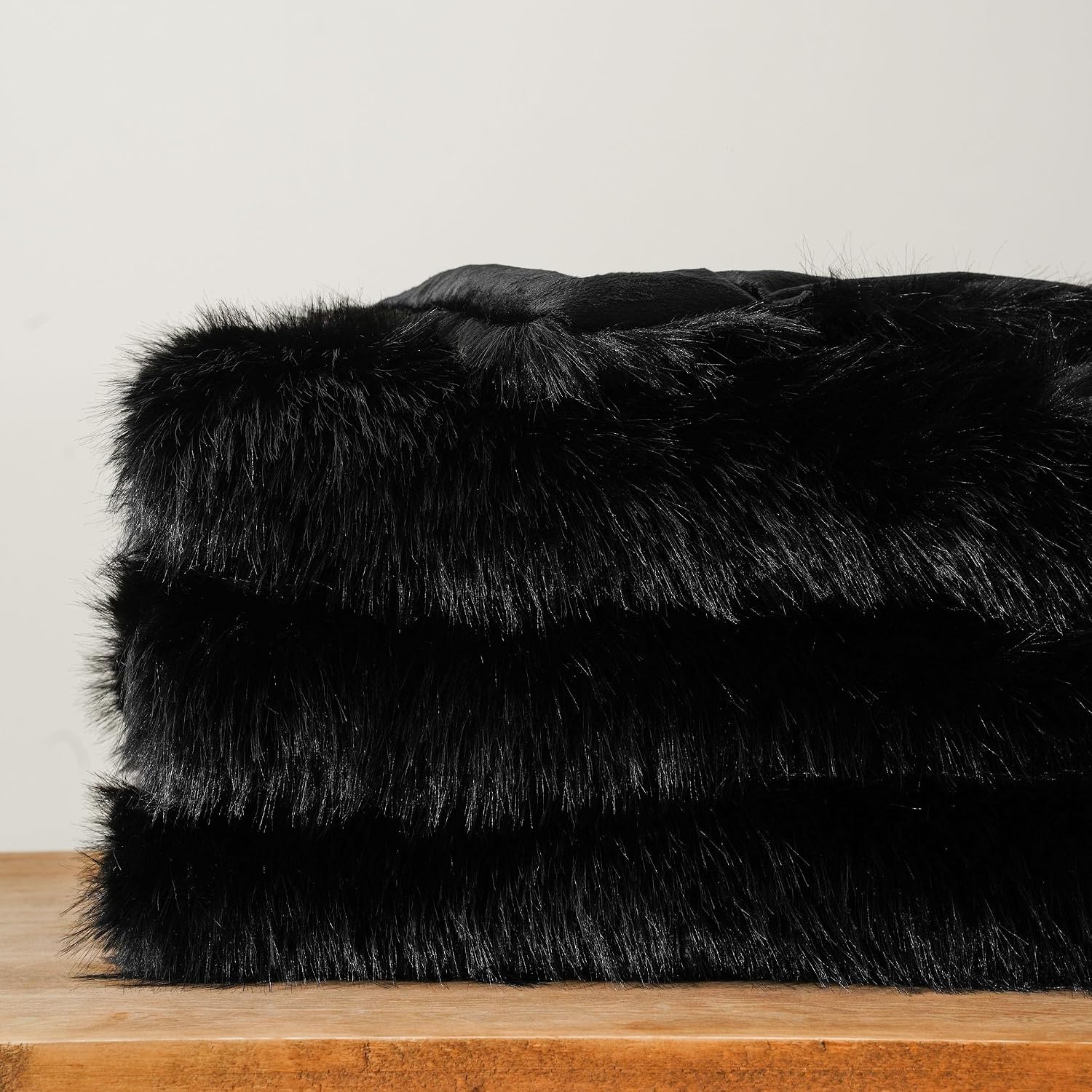 Thumbnail 6 de BATTILO HOME Luxury Faux Fur Throw 150x200cm 🛋
