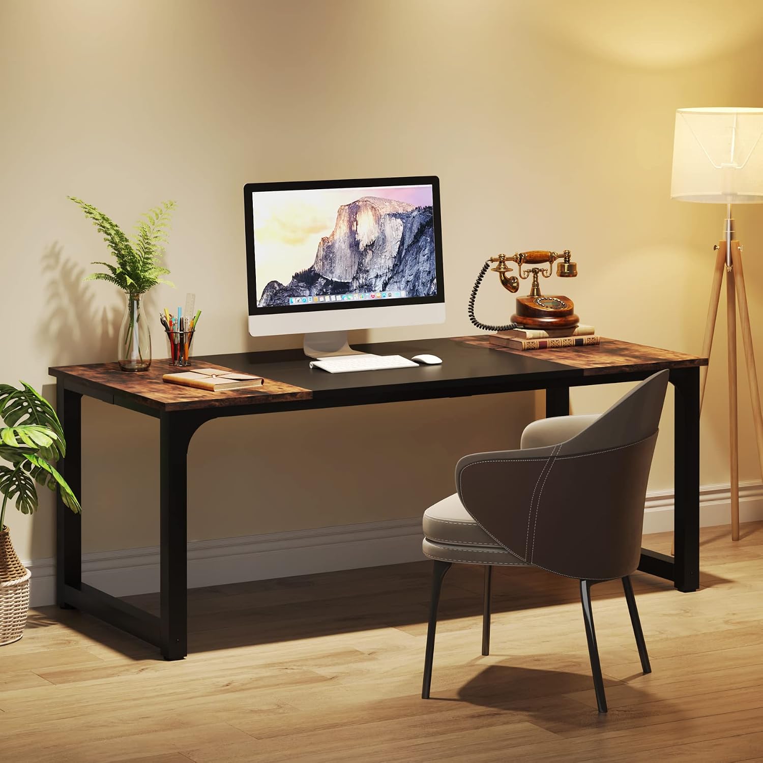 Detalle de LITTLE TREE Executive Office Desk, 31.5-Inch-Wide Desktop, Brown and Black