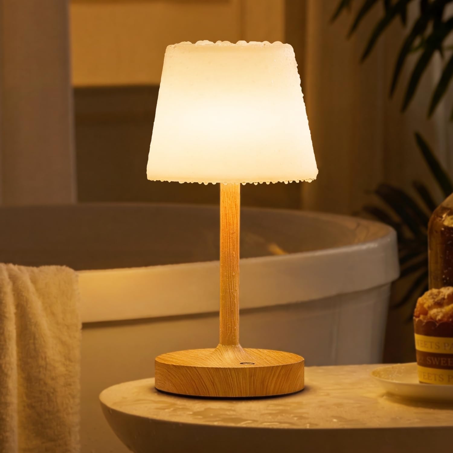 Detalle de Cordless Shower Lamp with IP65 Protection