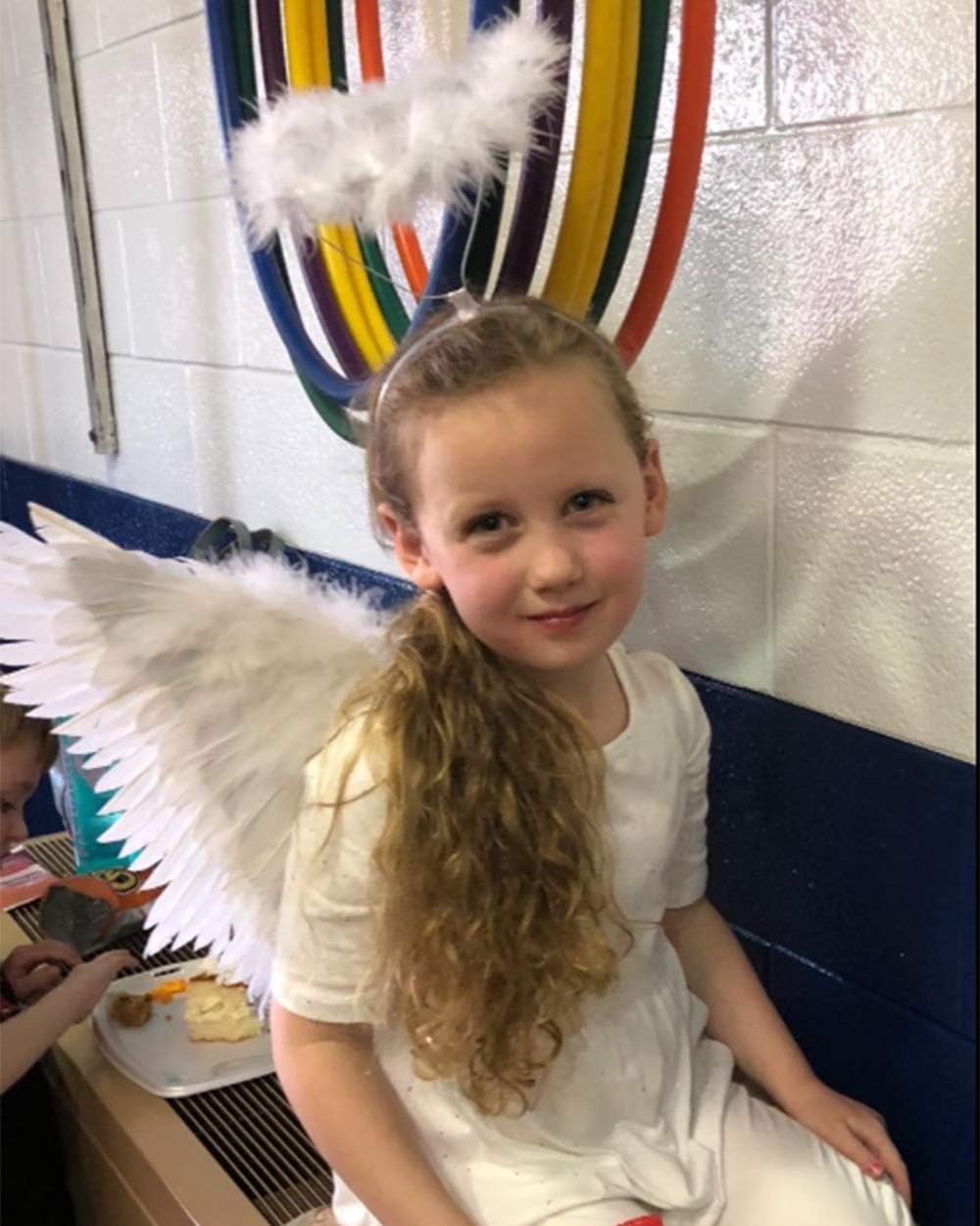 Detalle de SzJias Angel Costume Wings and Halo, White Foldable Feather Set for Kids
