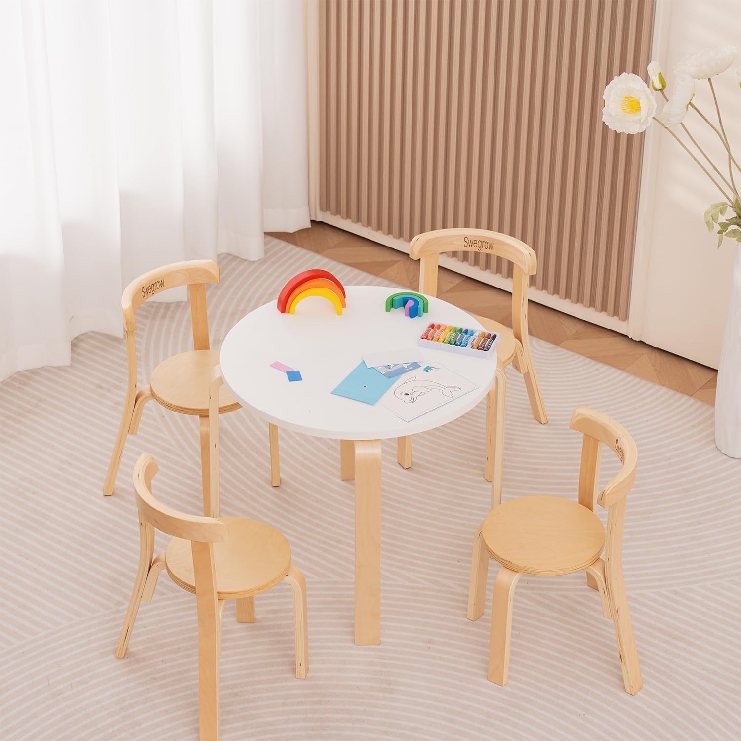 Detalle de Swegrow Kids Table and 4 Chairs Set — Wooden Table and Chairs for Kids & Toddlers (3–8 years)