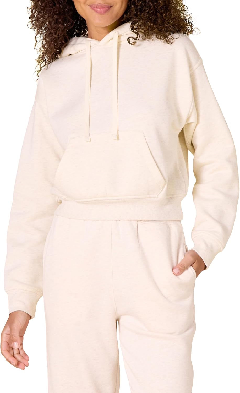 Thumbnail 6 de Amazon Essentials Damen Kurzer Kapuzenpullover aus Gebürstetem Fleece (Erhältlich in Übergröße)