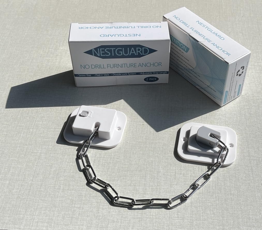 Detalle de NestGuard Child Proof Door Lock, 2-Pack Adjustable Stainless Steel Strap, White