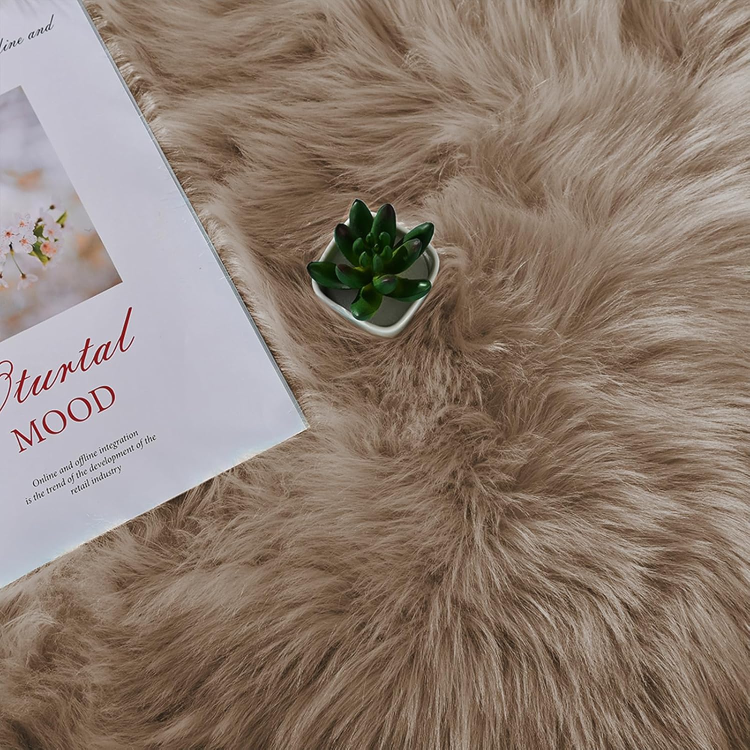 Detalle 2 de Latepis Pink 8x10 Shaggy Faux Sheepskin Fur Area Rug
