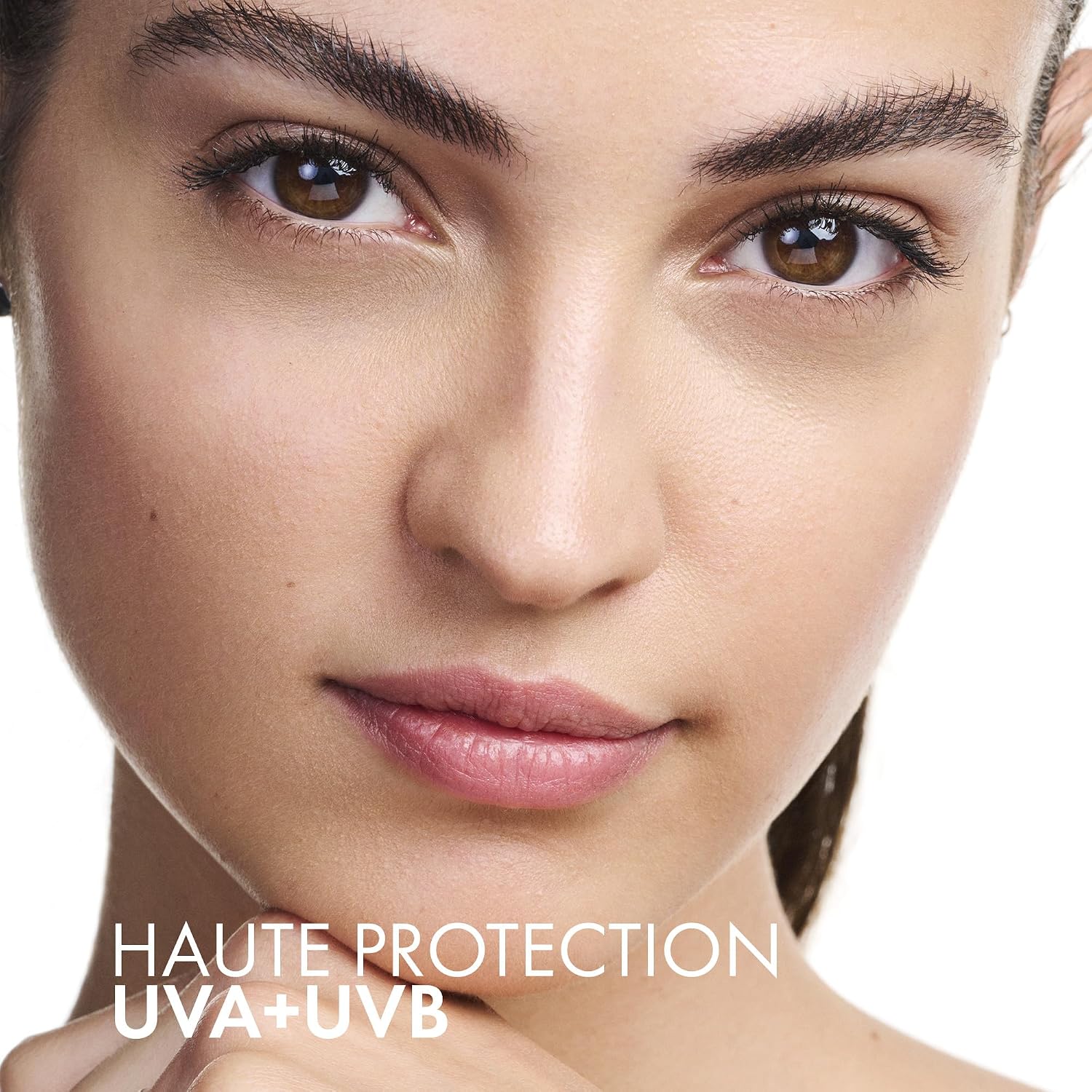 Detalle de Vichy Capital Soleil Émulsion Toucher Sec SPF 50 – Crème Matifiante pour Peaux Mixtes à Graisses
