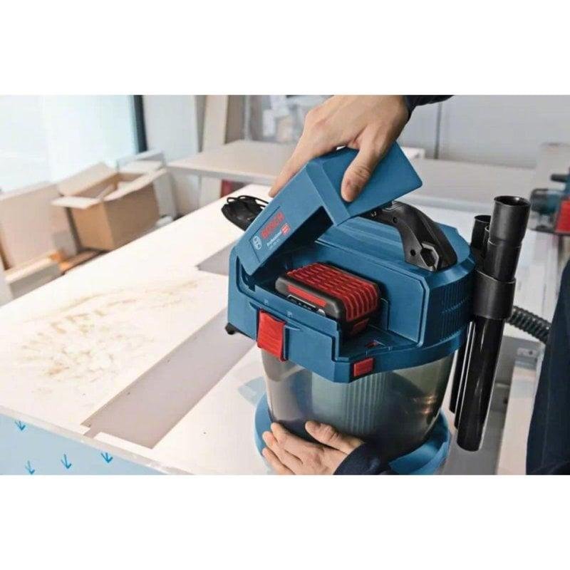 Detalle de Aspiradora Industrial Bosch GAS 18V-10 L Professional: libertad sin cables para polvo y líquidos