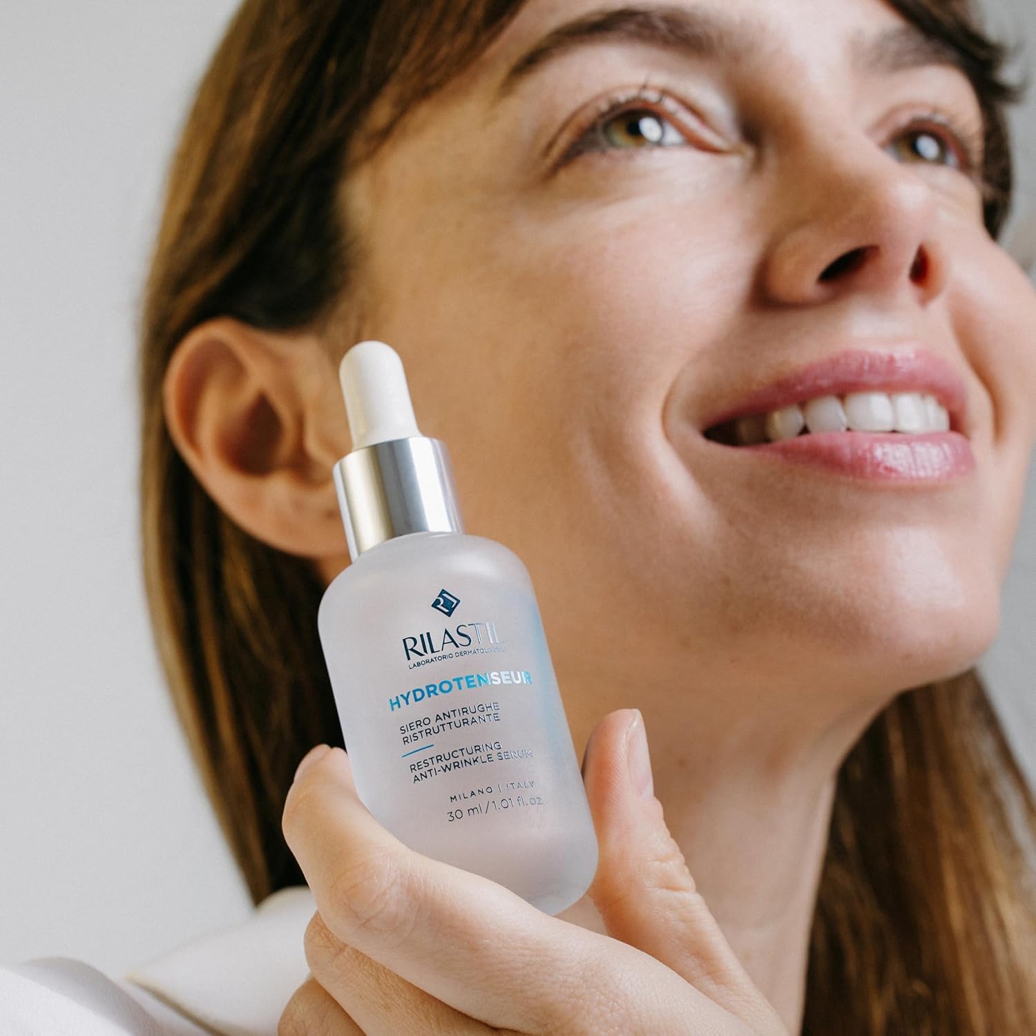 Thumbnail 4 de Rilastil Hydrotenseur Siero Antirughe Ristrutturante con Acido Ialuronico, texture setosa, 30 ml