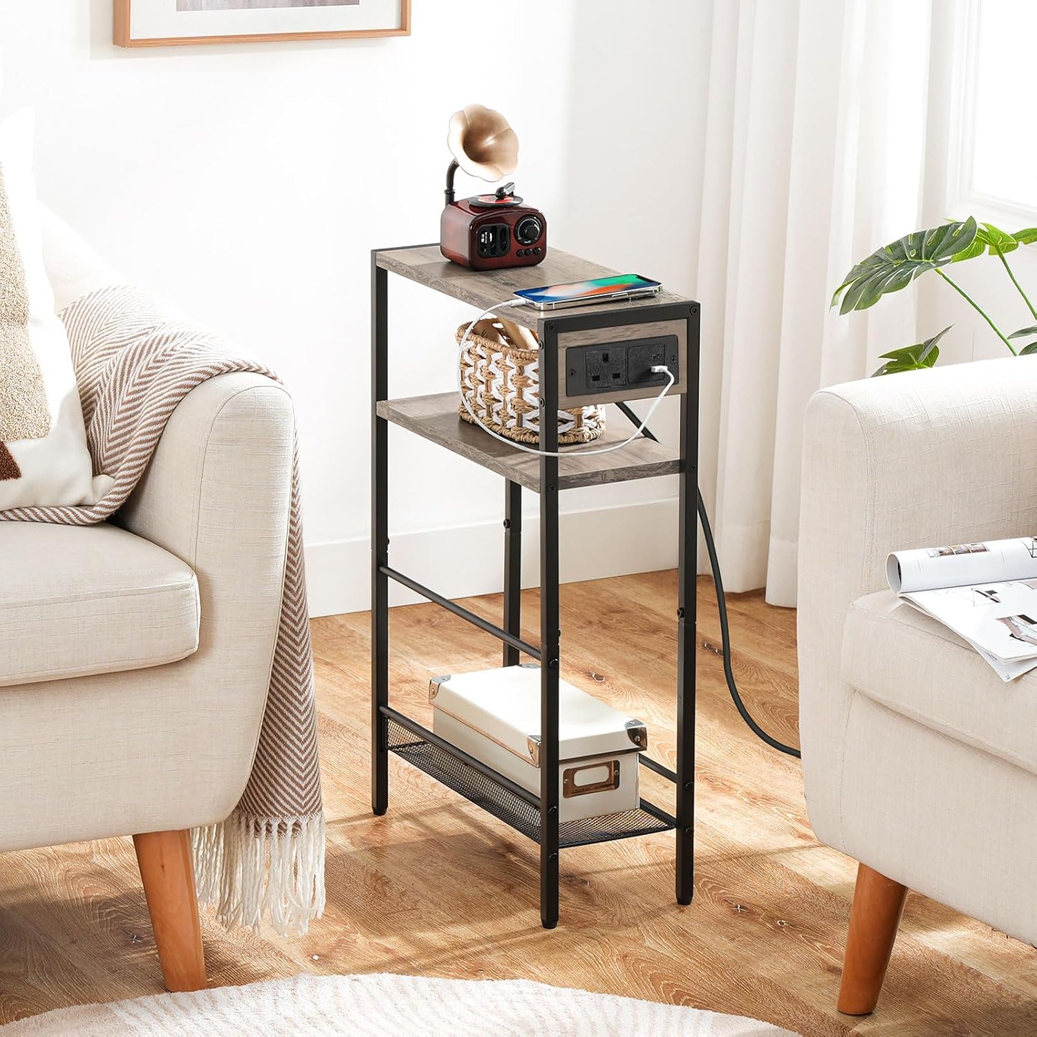 Thumbnail 1 de HOOBRO Slim Side Table with Charging Station (EBG102KBZ01) – Narrow 3-Tier Bedside Table for Small Spaces