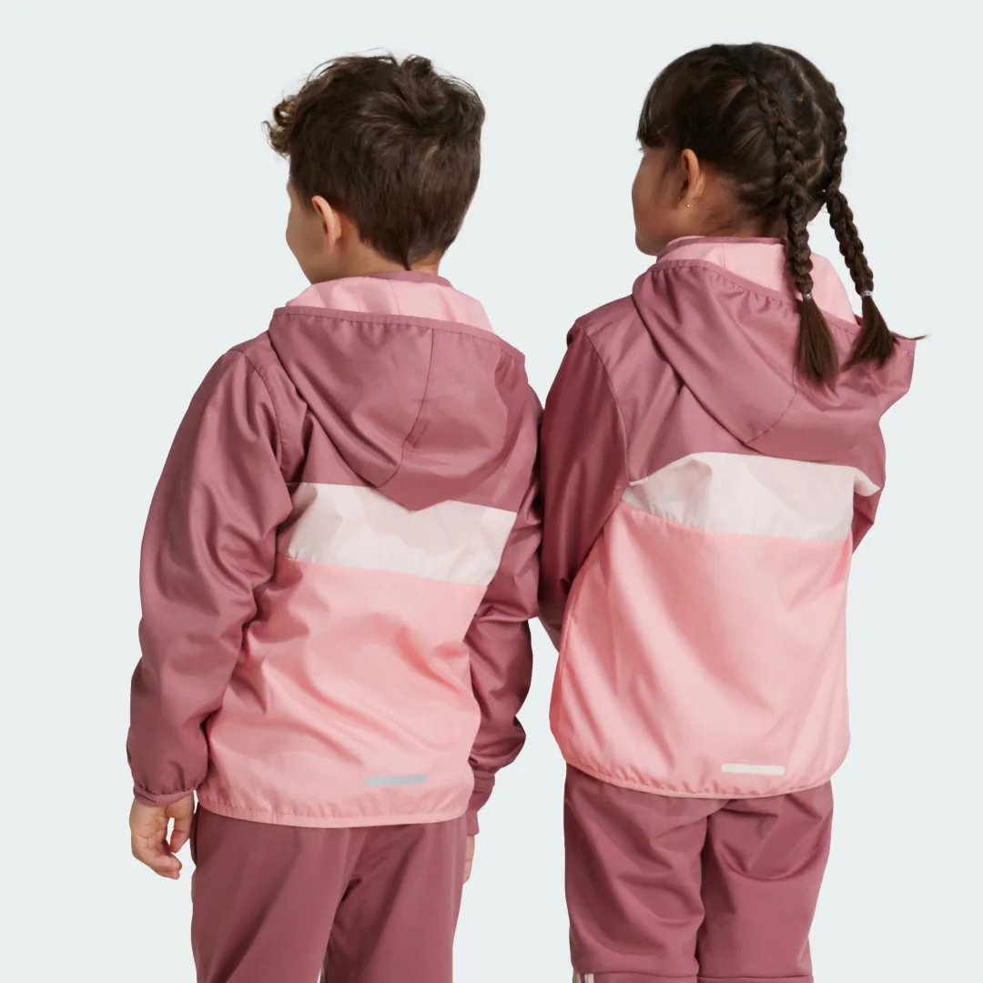 Detalle 2 de Cortavientos WIND.RDY Tiberio de Adidas: protección al viento en rosa para tus salidas