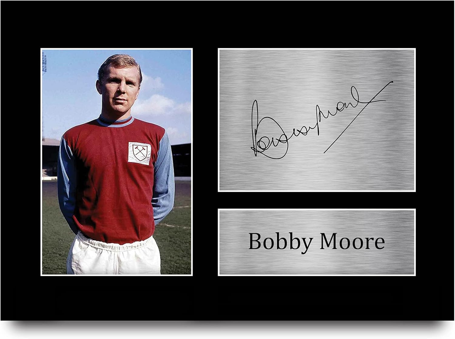 Thumbnail 5 de HWC Trading Bobby Moore framed signed autograph A4 portrait picture – football fan gift