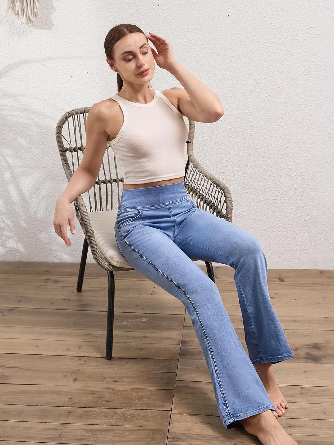 Detalle de Chasehot pull-on flare jeans for women with tummy control panel and high waist