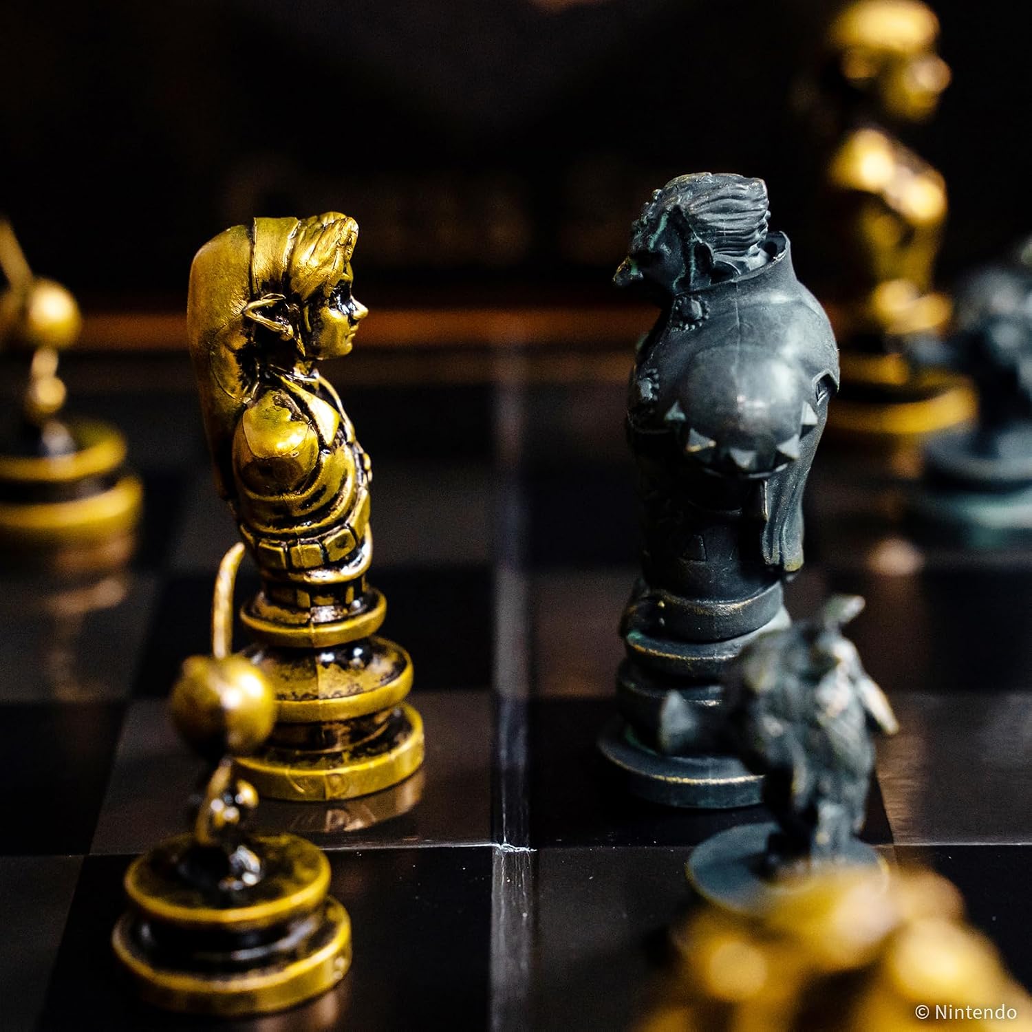 Detalle de The Legend of Zelda Chess Set, 32 Pieces