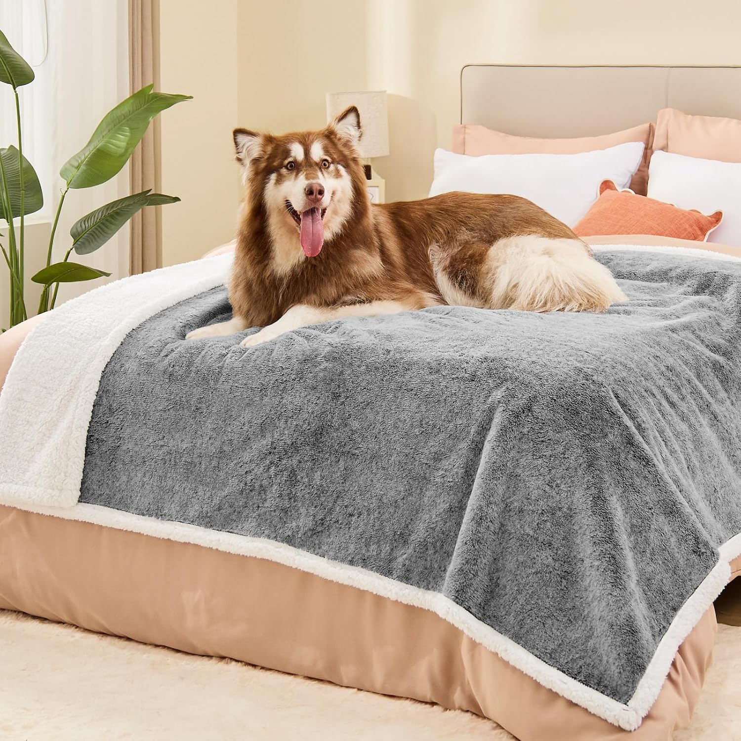 Detalle de ChiXnuggle Waterproof Dog Blanket, Twin