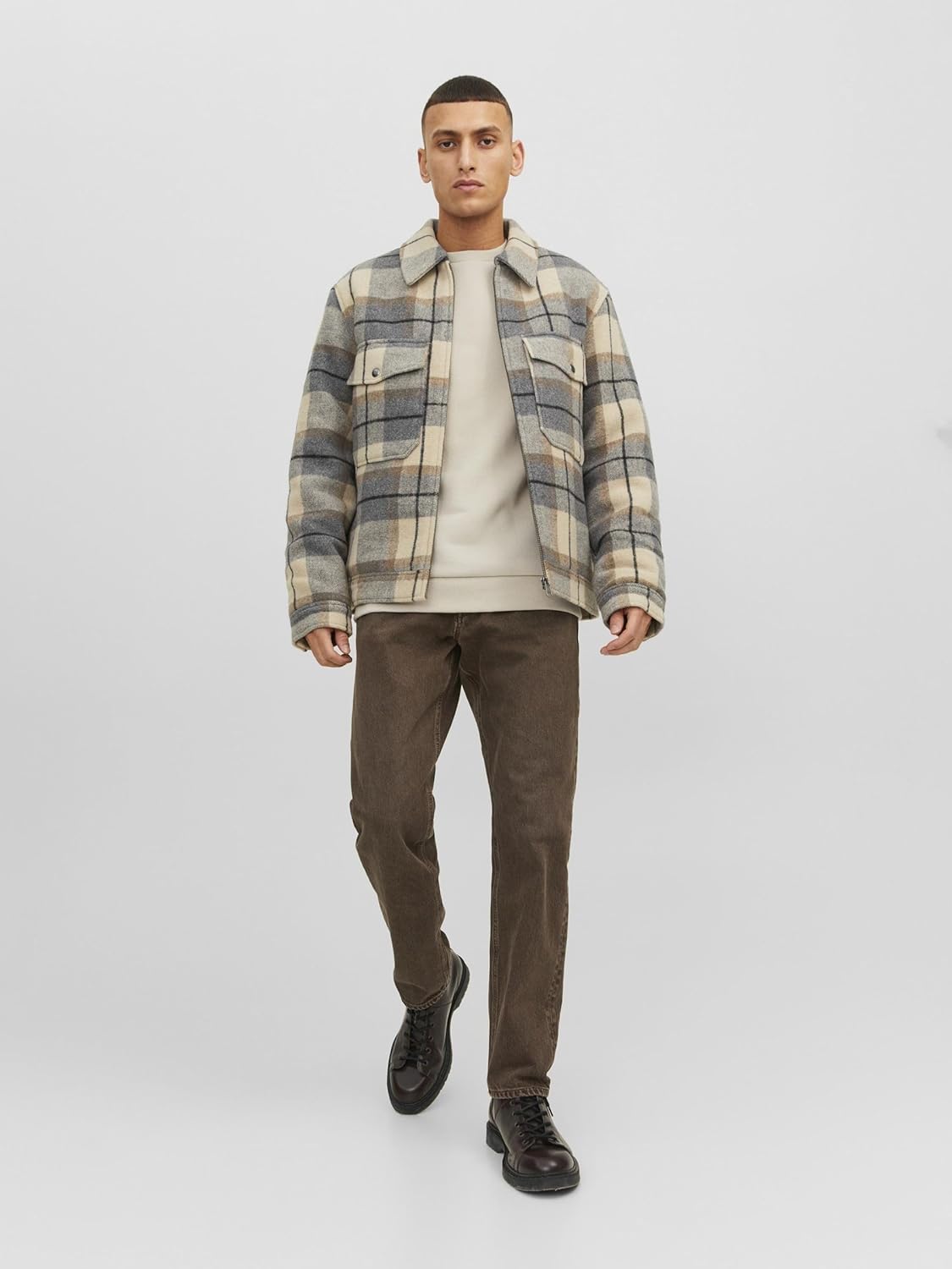 Detalle 2 de JACK & JONES Herren Sweatshirt mit Rundhalsausschnitt – einfarbig, 61% Polyester/39% Baumwolle
