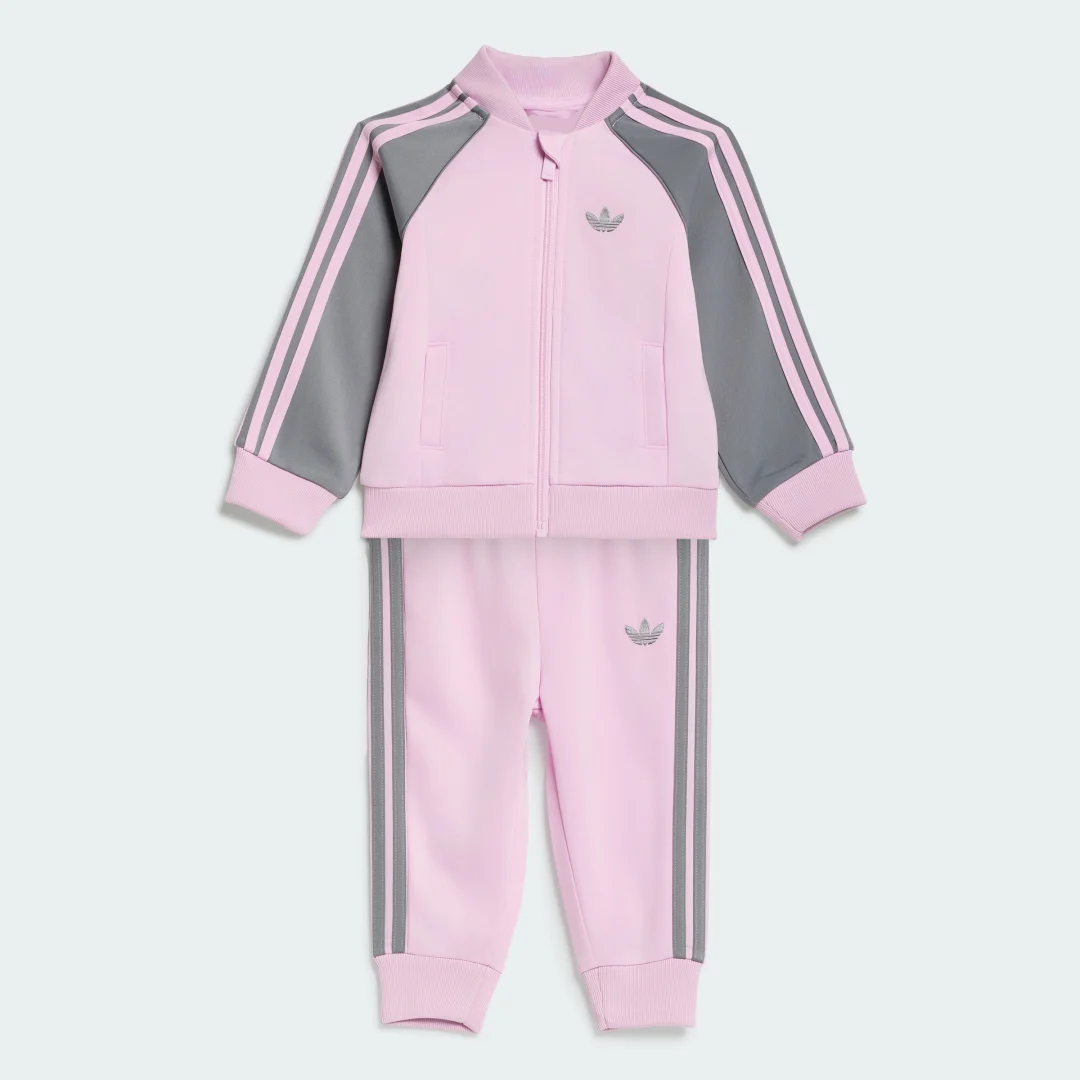 Detalle de CHÁNDAL SST de Adidas — chaqueta deportiva en rosa