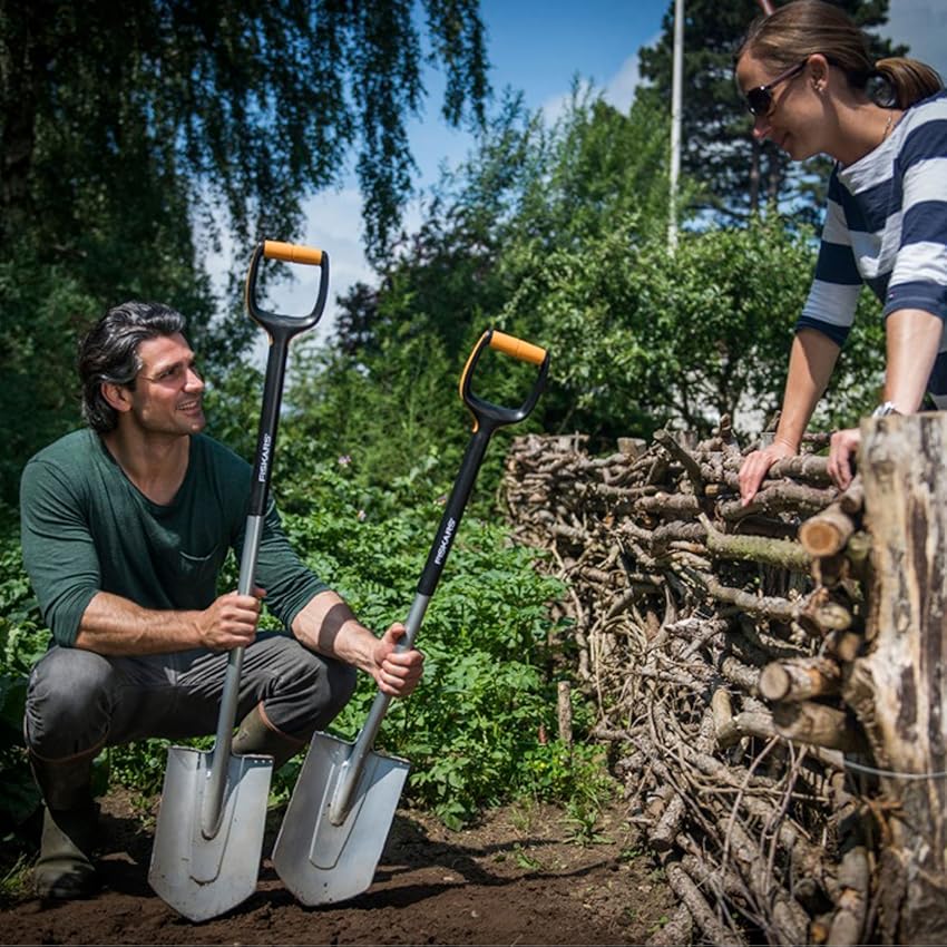 Detalle 2 de Fiskars Xact pala jardín 120 cm acero al boro