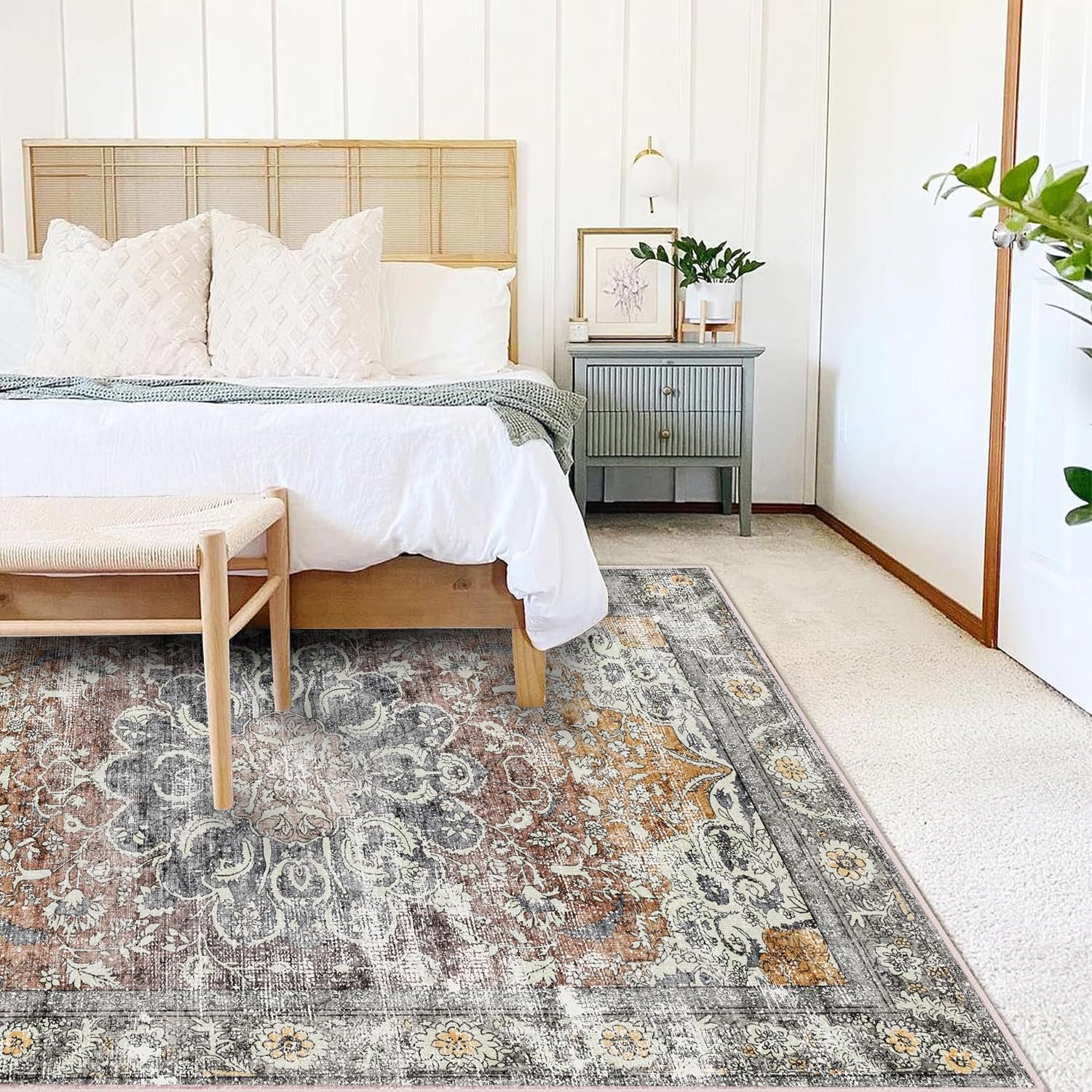 Detalle de CHAMPLANT 8x10 Washable Area Rug in Taupe Vintage Floral