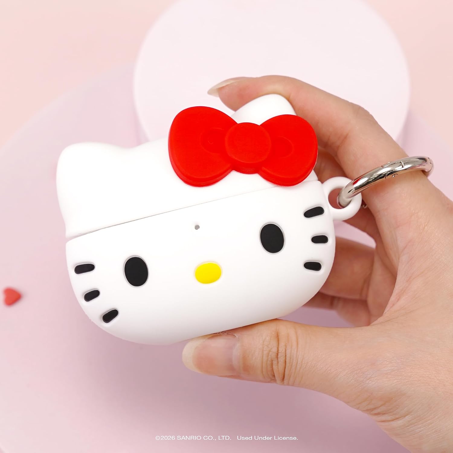 Detalle 2 de iFace Hello Kitty and Friends AirPods Pro 3用シリコンケース カラビナ付き・ワイヤレス充電対応