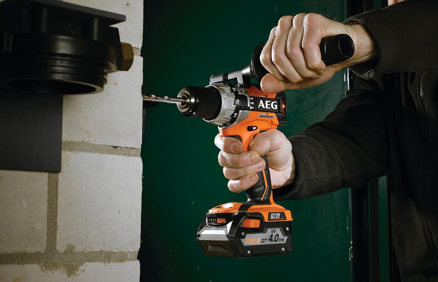 Detalle 2 de AEG BSB18C2BL trapano a percussione 183 mm 🛠