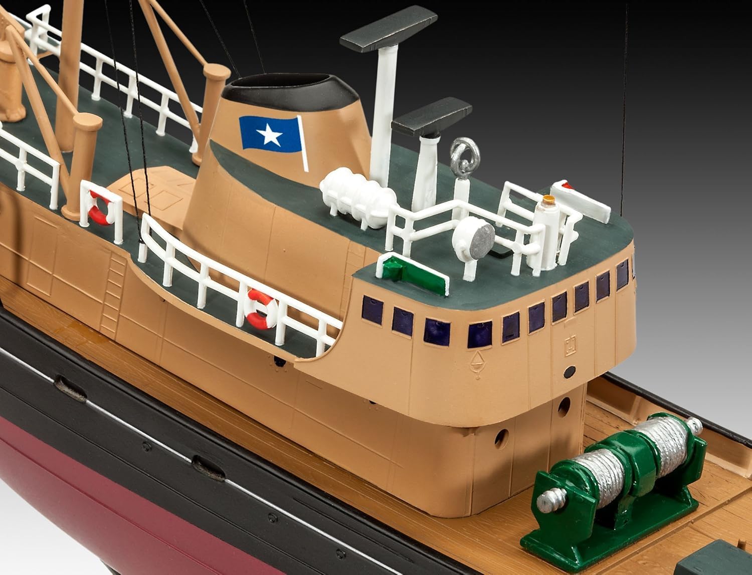 Thumbnail 4 de Revell Chalutier Mer du Nord 1:142 – Maquette à assembler et peindre