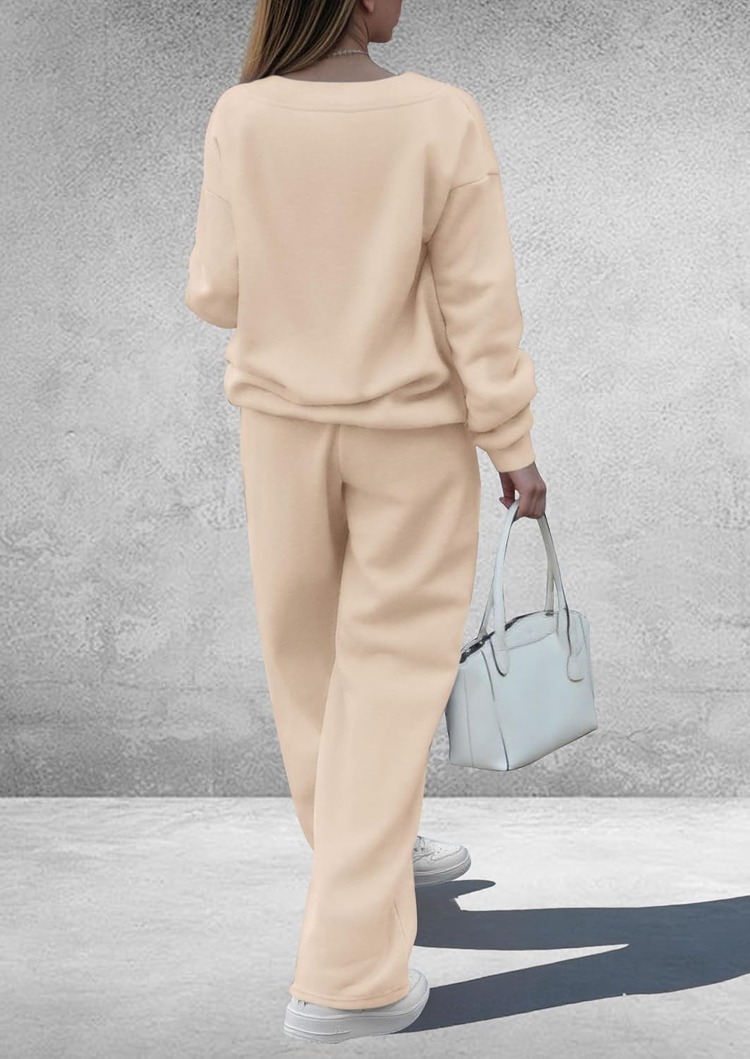 Detalle de Two Piece Knit Tracksuit Set V Neck